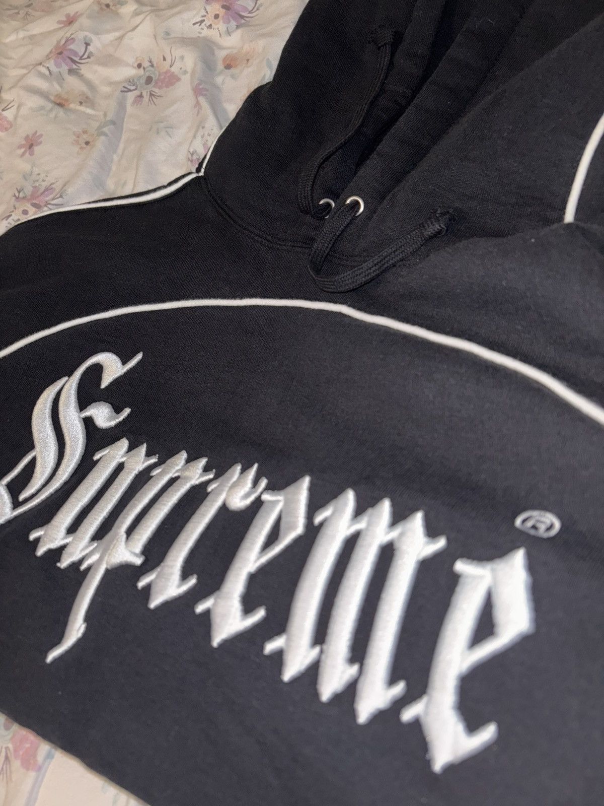 シュプリーム★ロゴフーディ★Curve Piping Hooded Sweatshirt 8e7d7c31f2ff898a46d4c16a80f8b7