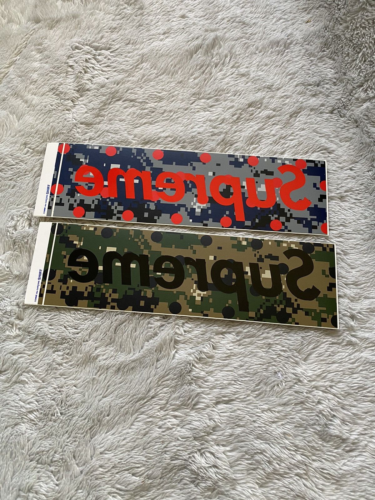 Supreme dot box logo hotsell