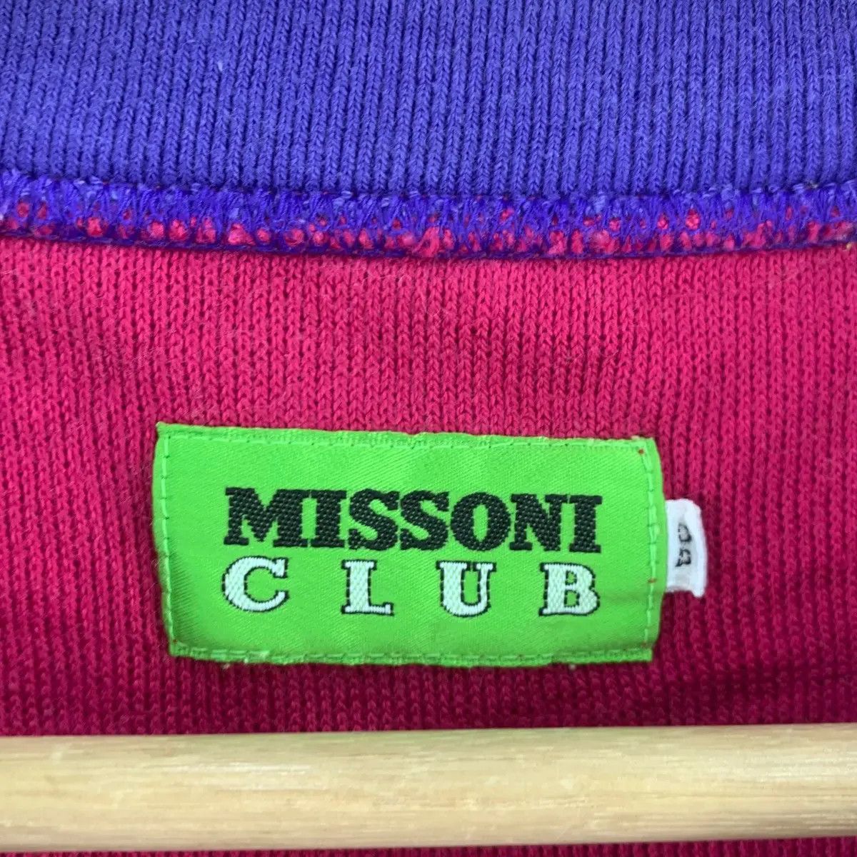 Missoni Vintage 90’ MISSONI CLUB ITALY Rainbow Logo Ringer Size XXL / US 16-18 / IT 52-54 - 8 Thumbnail