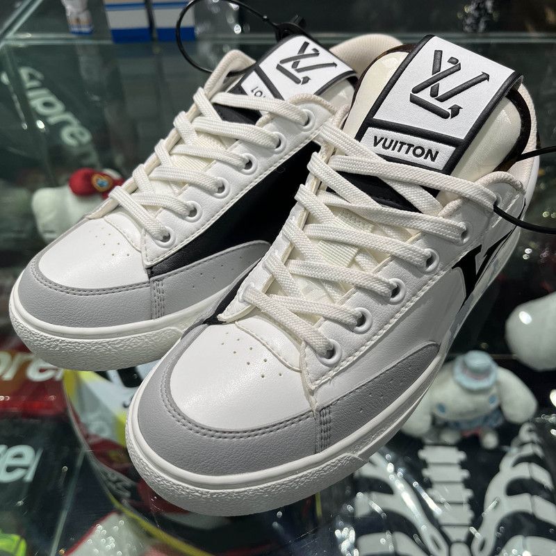 Louis Vuitton Louis Vuitton Charlie Low-Top Leather Sneakers 0089 Size US 5 / EU 37 - 1 Thumbnail