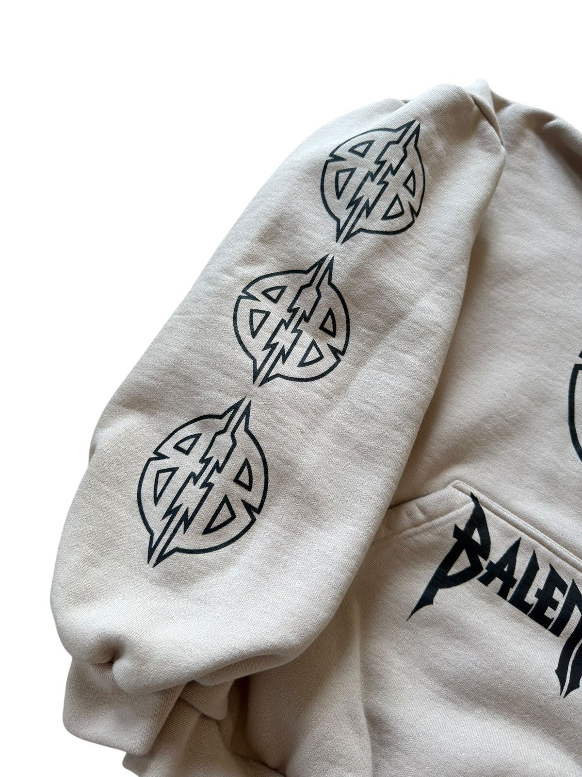Balenciaga *RARE* BALENCIAGA METAL SUPER THICK HOODIE BEIGE RARE SIZE 4 Size US XL / EU 56 / 4 - 2 Thumbnail