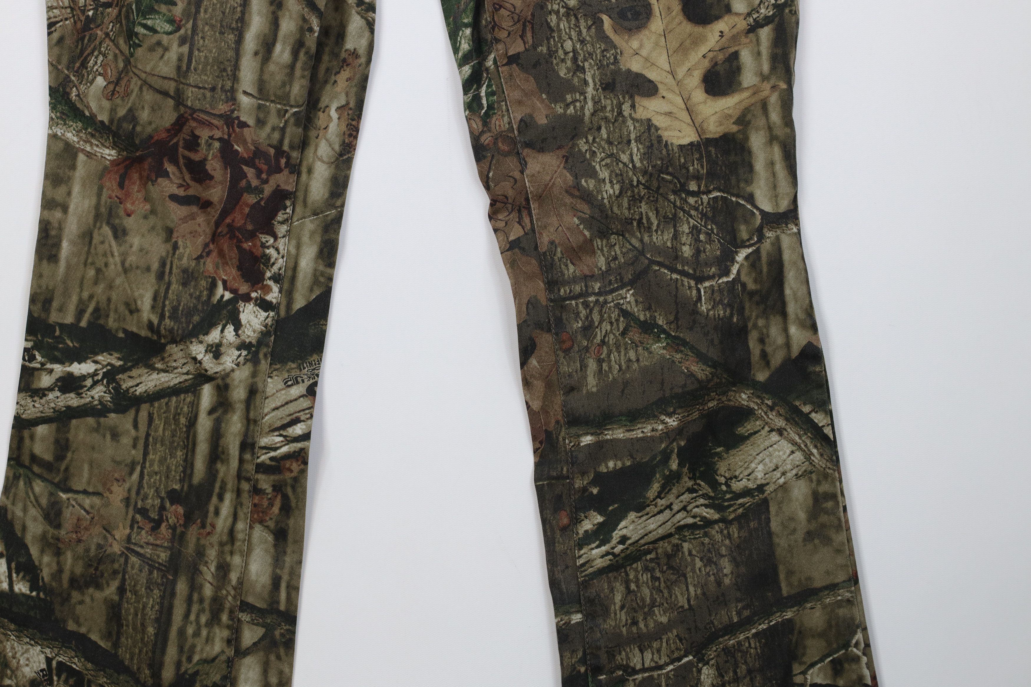 Vintage Vintage Y2K Streetwear Camouflage Flared Wide Leg Pants Size 34" / US 12 / IT 48 - 4 Thumbnail