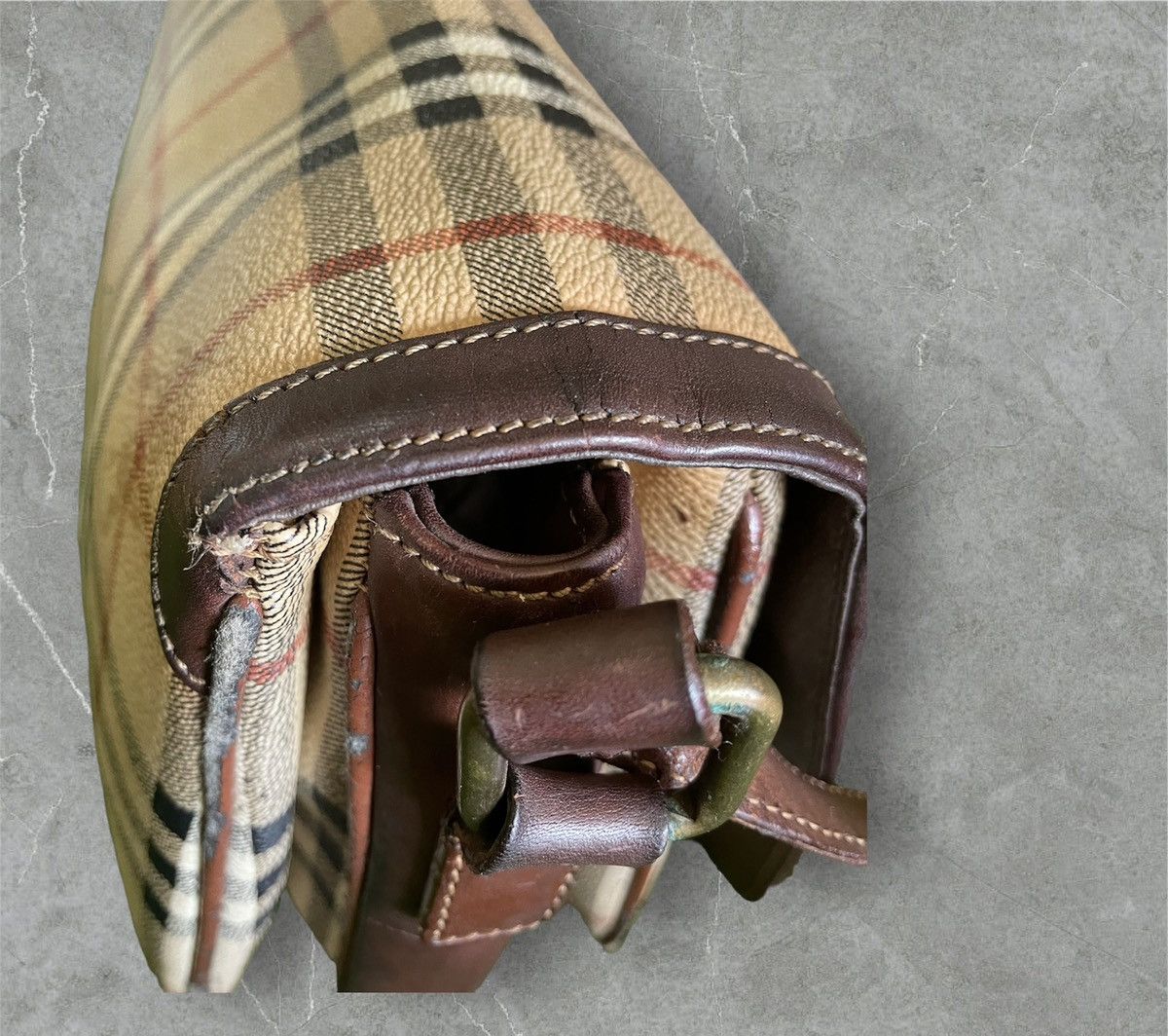 Burberry Burberrys pig skin crossbody bag Size ONE SIZE - 9 Thumbnail