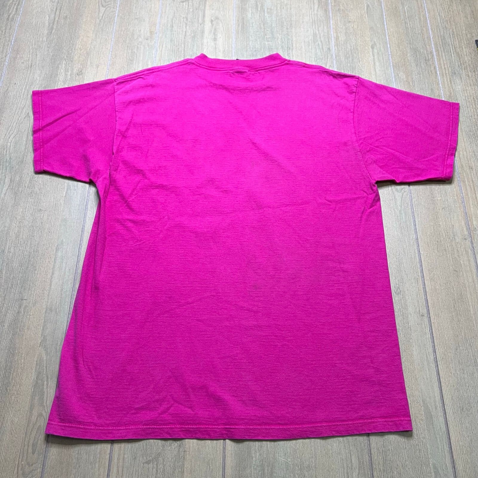 Mickey Unlimited Vintage 90s Disney Mickey Mouse T-shirt bright pink L Y2K Size US L / EU 52-54 / 3 - 7 Thumbnail