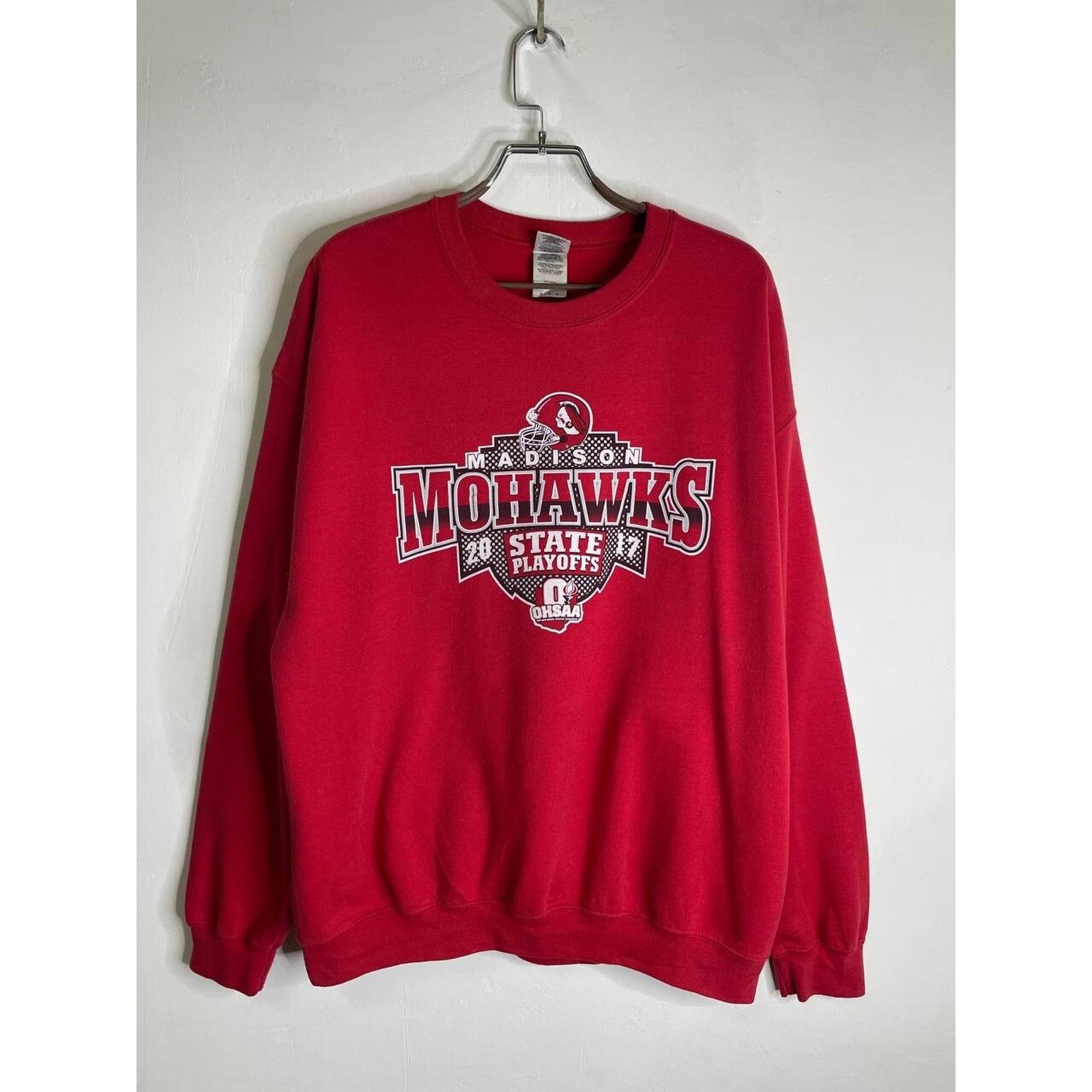 Vintage Vintage Madison Mohawks State Playoffs Red Sweatshirt XL Size US XL / EU 56 / 4 - 1 Thumbnail