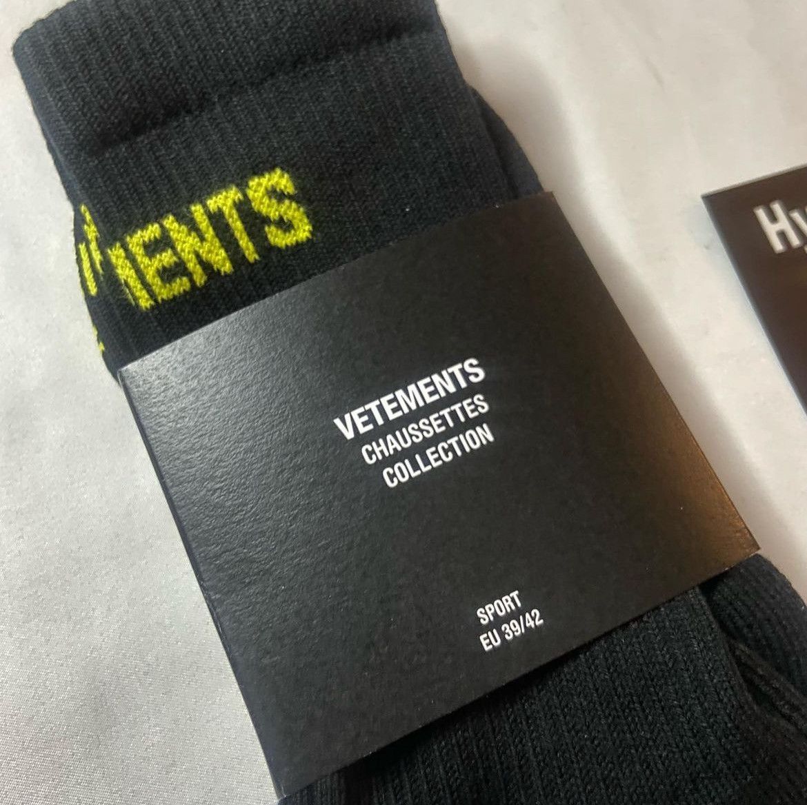 Designer × Vetements VETEMENTS Classic Logo Socks Size 40 - 4 Thumbnail