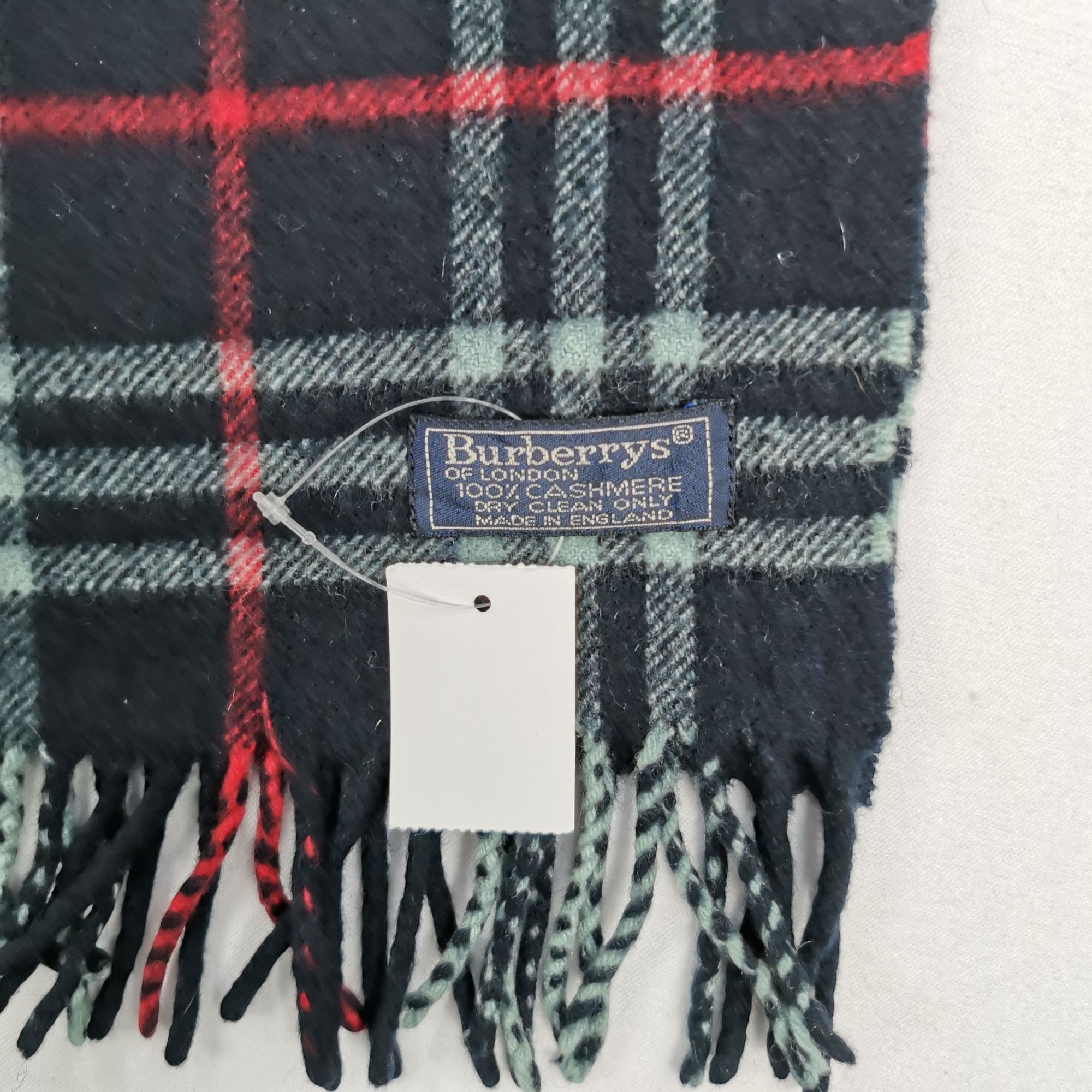 Burberry Vintage Burberry Scarf Wool Fringe Neckwear Winter Scarves Size ONE SIZE - 3 Thumbnail