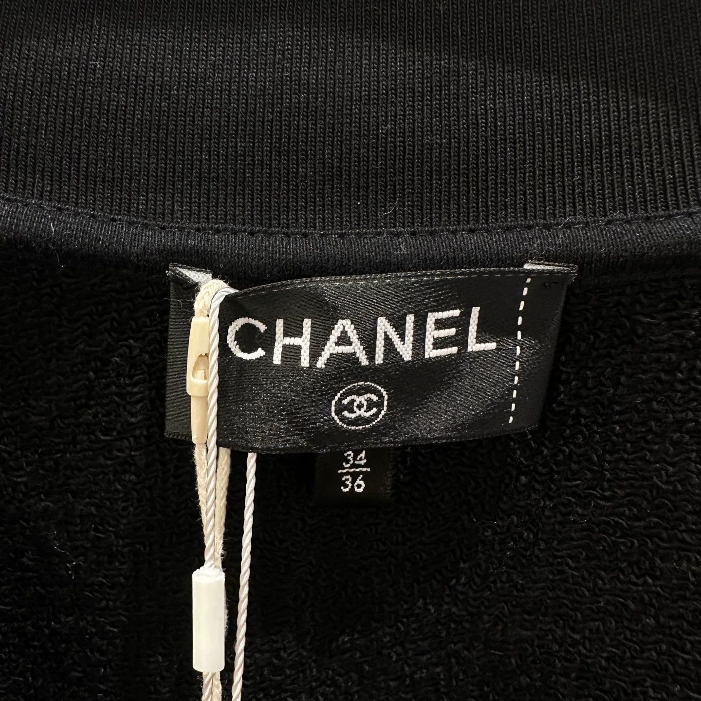 Chanel Chanel Haute Metiers Col Logo Wool Cardi 34/36 Size XS / US 0-2 / IT 36-38 - 3 Thumbnail