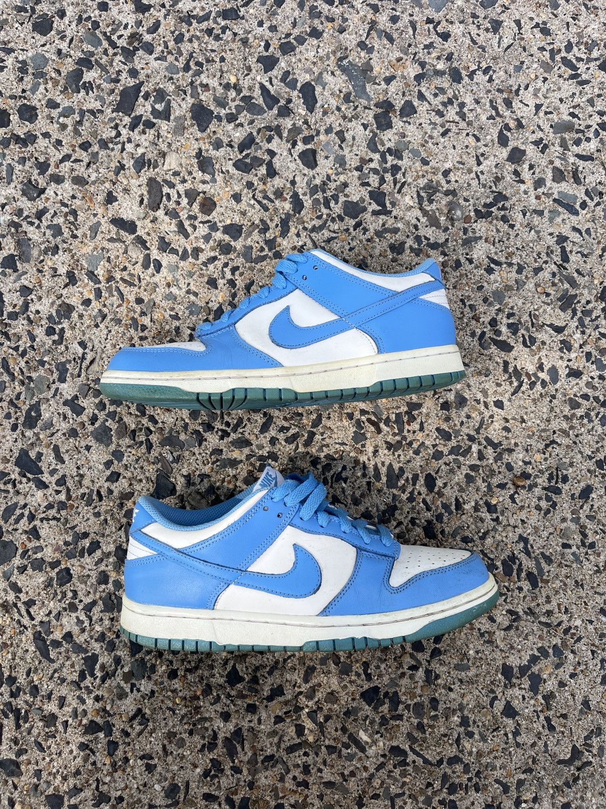 Nike University Blue Dunk Lows Size US 7 / EU 40 - 1 Thumbnail