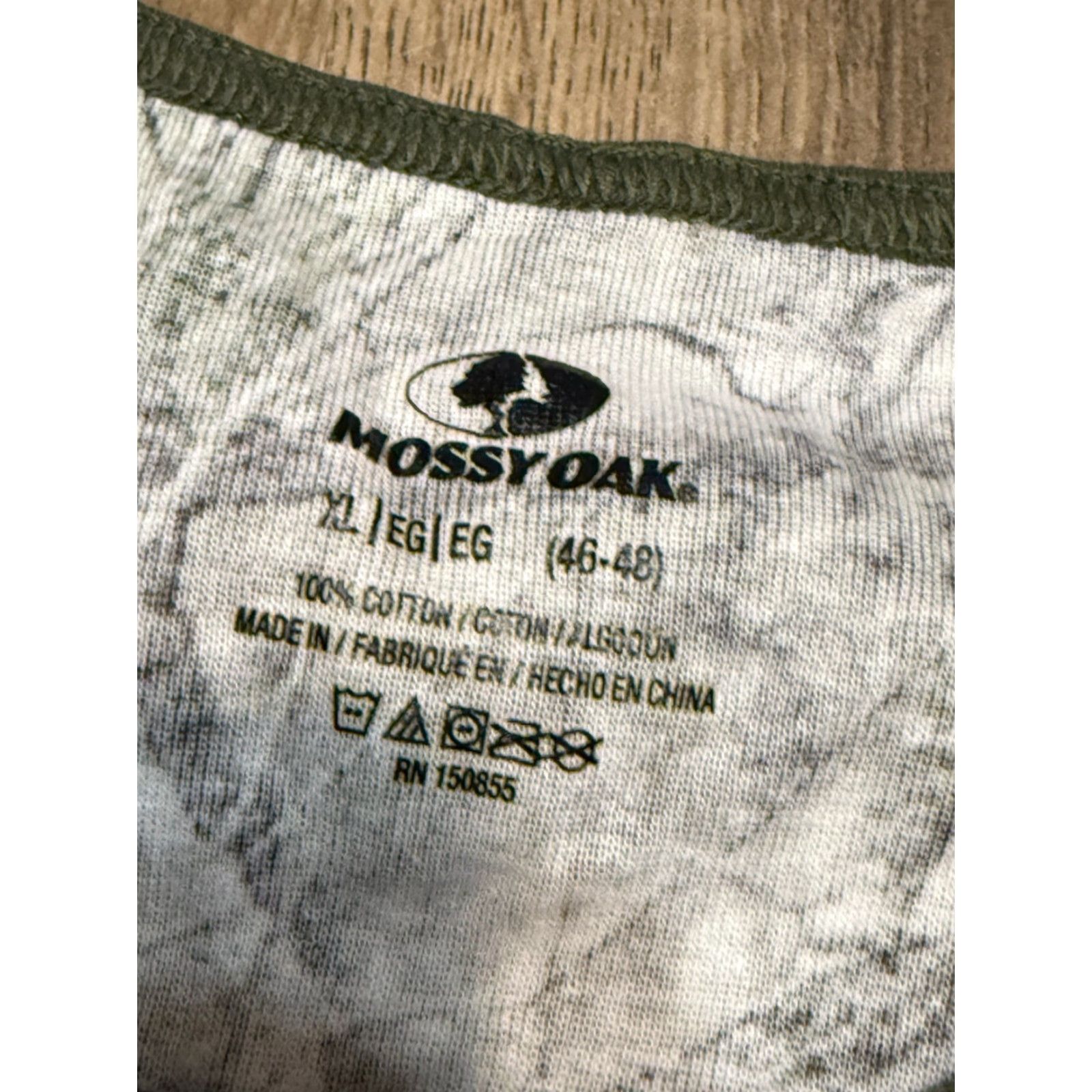 Vintage Mossy Oak Tank Top Men's XL Camouflage Outdoor Green Brown Shirt (Mossy Oak) Size US XL / EU 56 / 4 - 3 Thumbnail