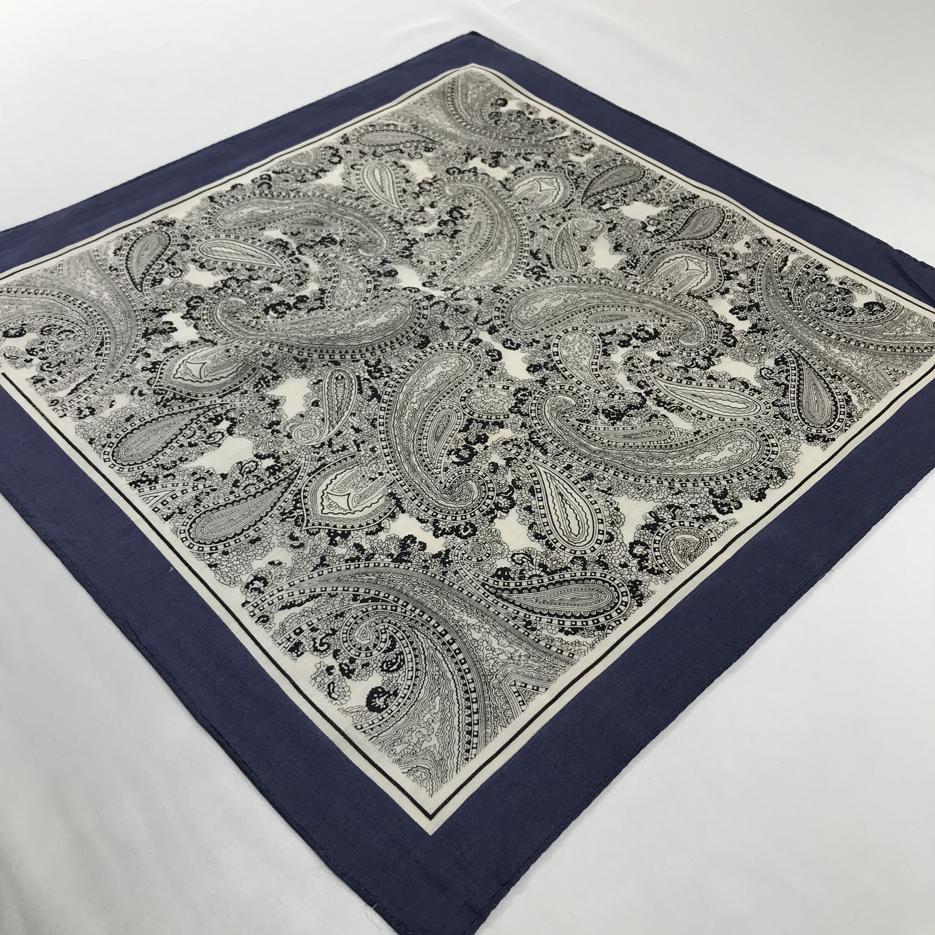 Calvin Klein × Vintage Calvin Klein Handkerchief / Neckerchief / Bandana Size ONE SIZE - 4 Thumbnail