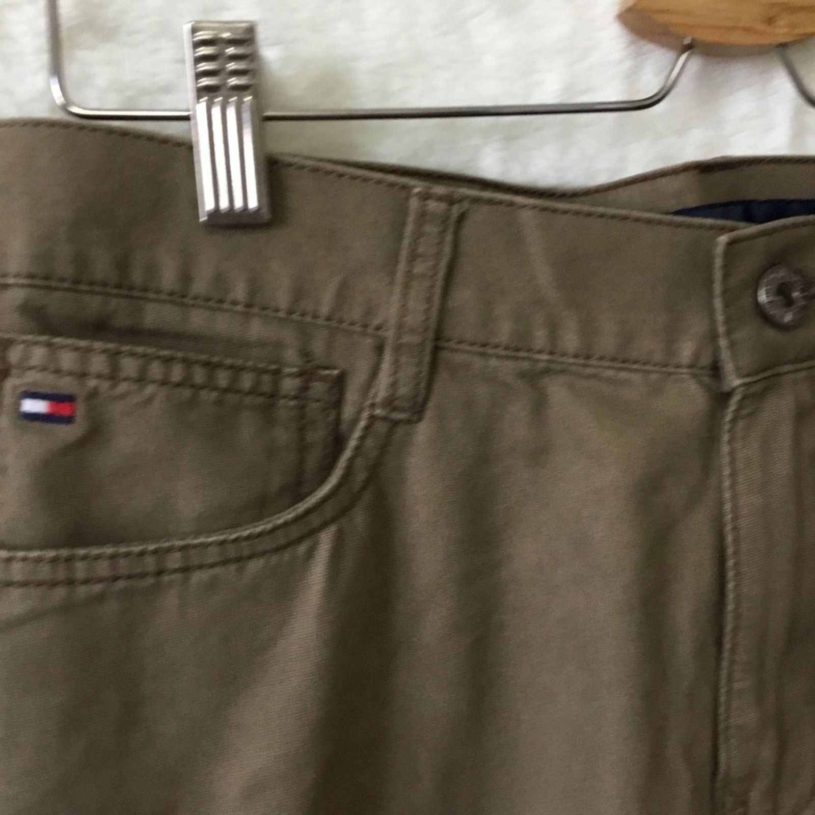 Tommy Hilfiger Tommy Hilfiger Olive Green Straight-Leg Chinos Size US 30 / EU 46 - 3 Thumbnail