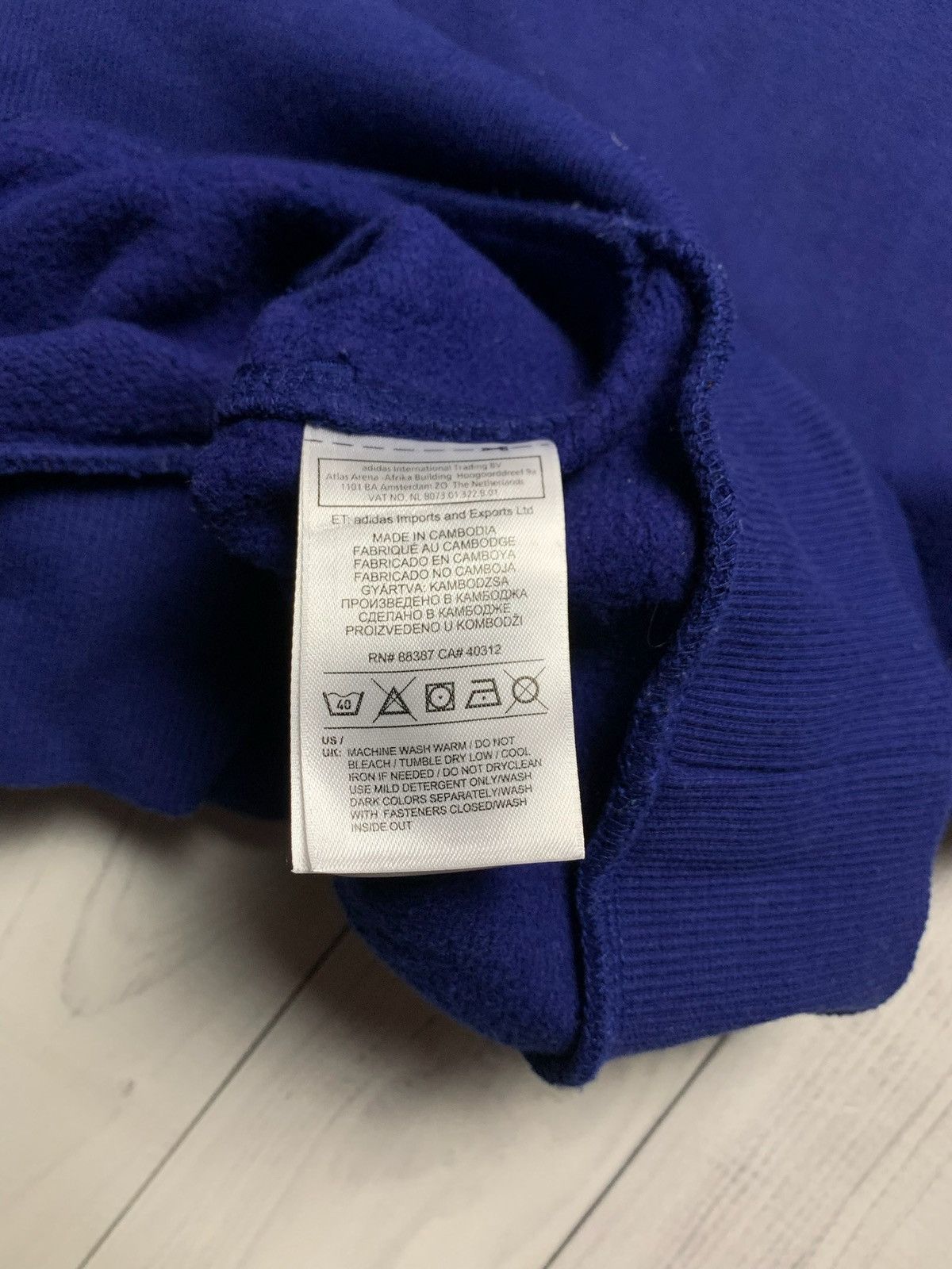 Adidas × Vintage Vintage adidas essentials performance zip hoodie stripes XL Size US XL / EU 56 / 4 - 4 Thumbnail