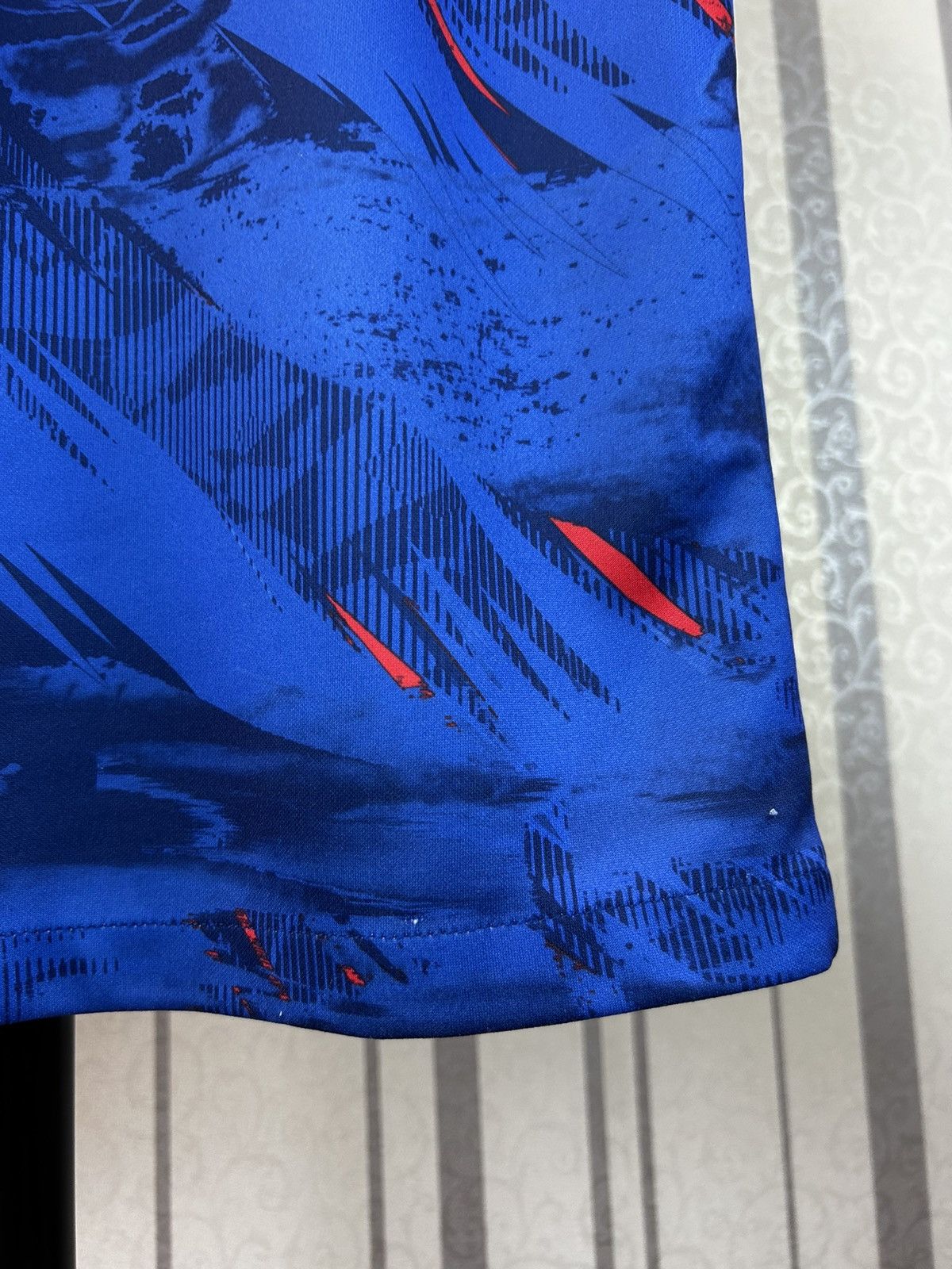 Nike Nike England 2022/2023 Jersey Size S Size US S / EU 44-46 / 1 - 17 Thumbnail