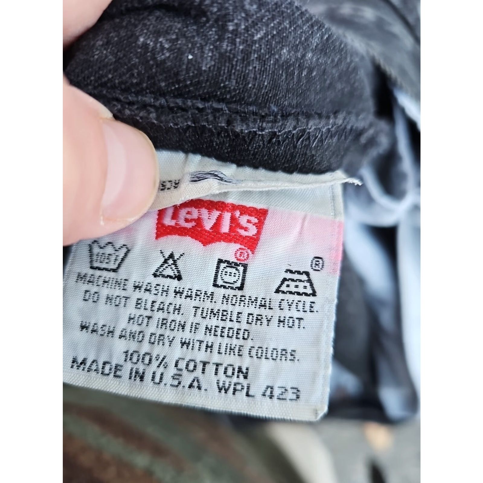 Levi's VINTAGE Levi's 501 Jeans Mens Size 33x30 Black Denim Straight 1990s USA Made Size 33 Inseam 30 Size US 33 - 6 Thumbnail