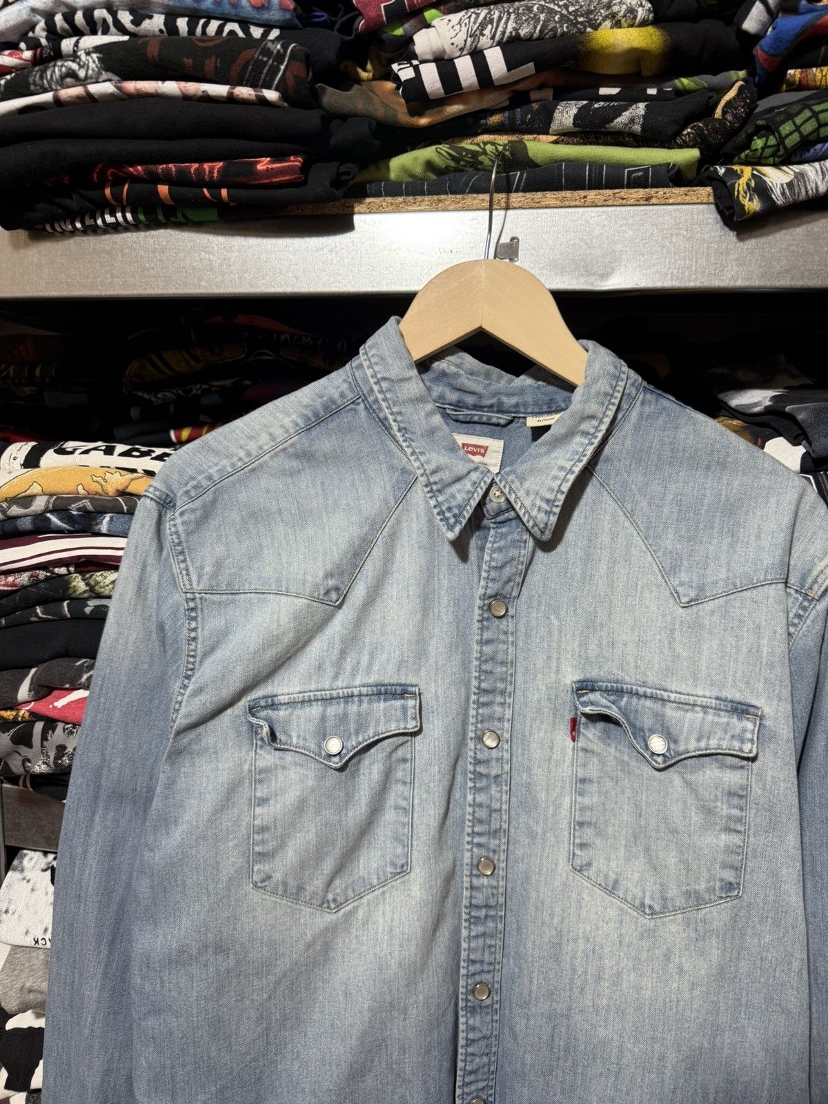 Levi's Vintage Levi's Denim Jeans Button Long Sleeve Shirt Y2K Hype Size US XL / EU 56 / 4 - 3 Thumbnail