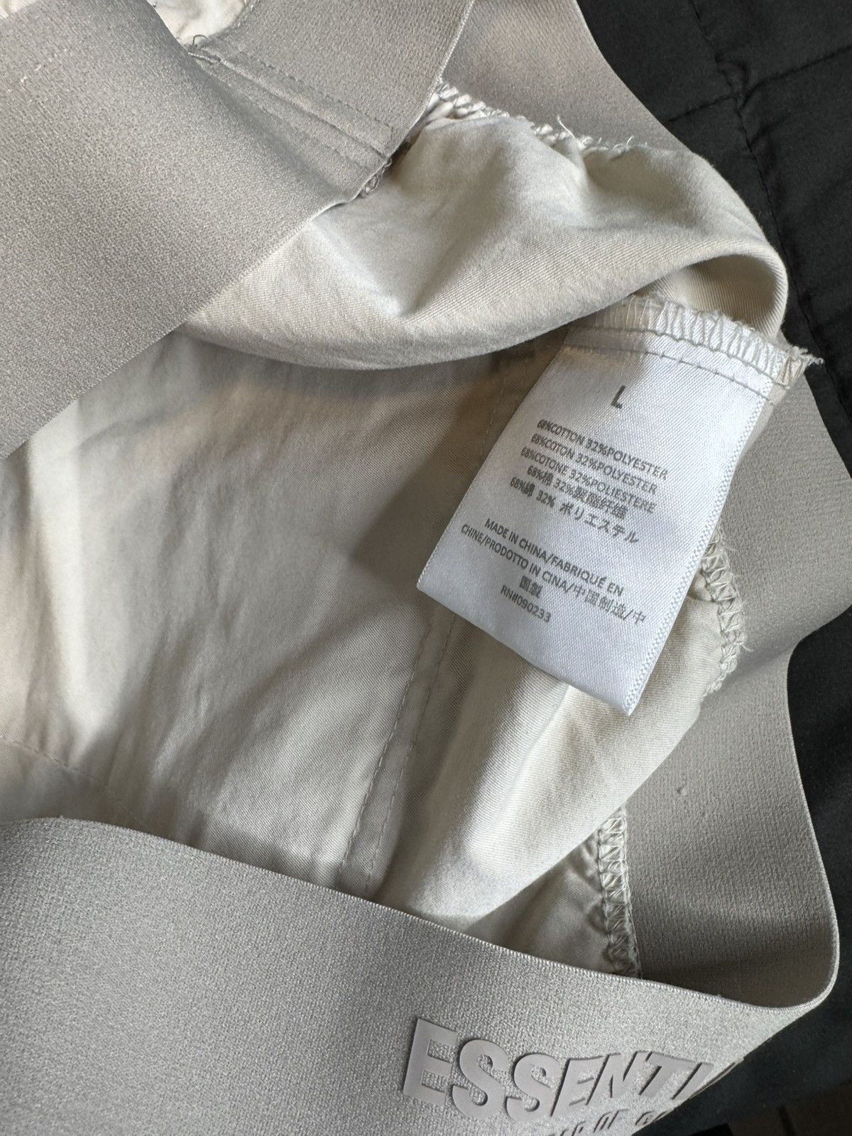 Fear of God Fear Of God Essentials Cargo Mini Skirt “Wheat” Size 32" / US 10 / IT 46 - 5 Thumbnail