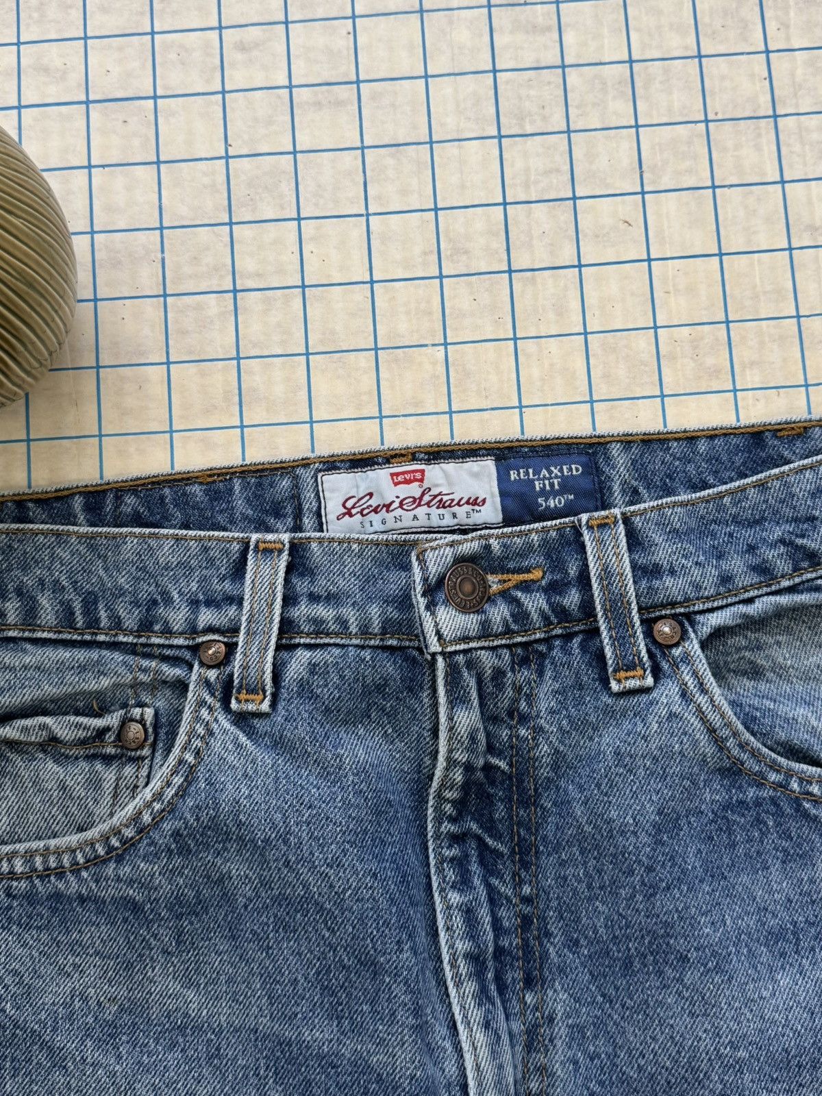 Levi's Vintage Levi’s 540 Relaxed Fit Y2K Vibes Jeans Size 32x32 Size US 32 / EU 48 - 7 Thumbnail