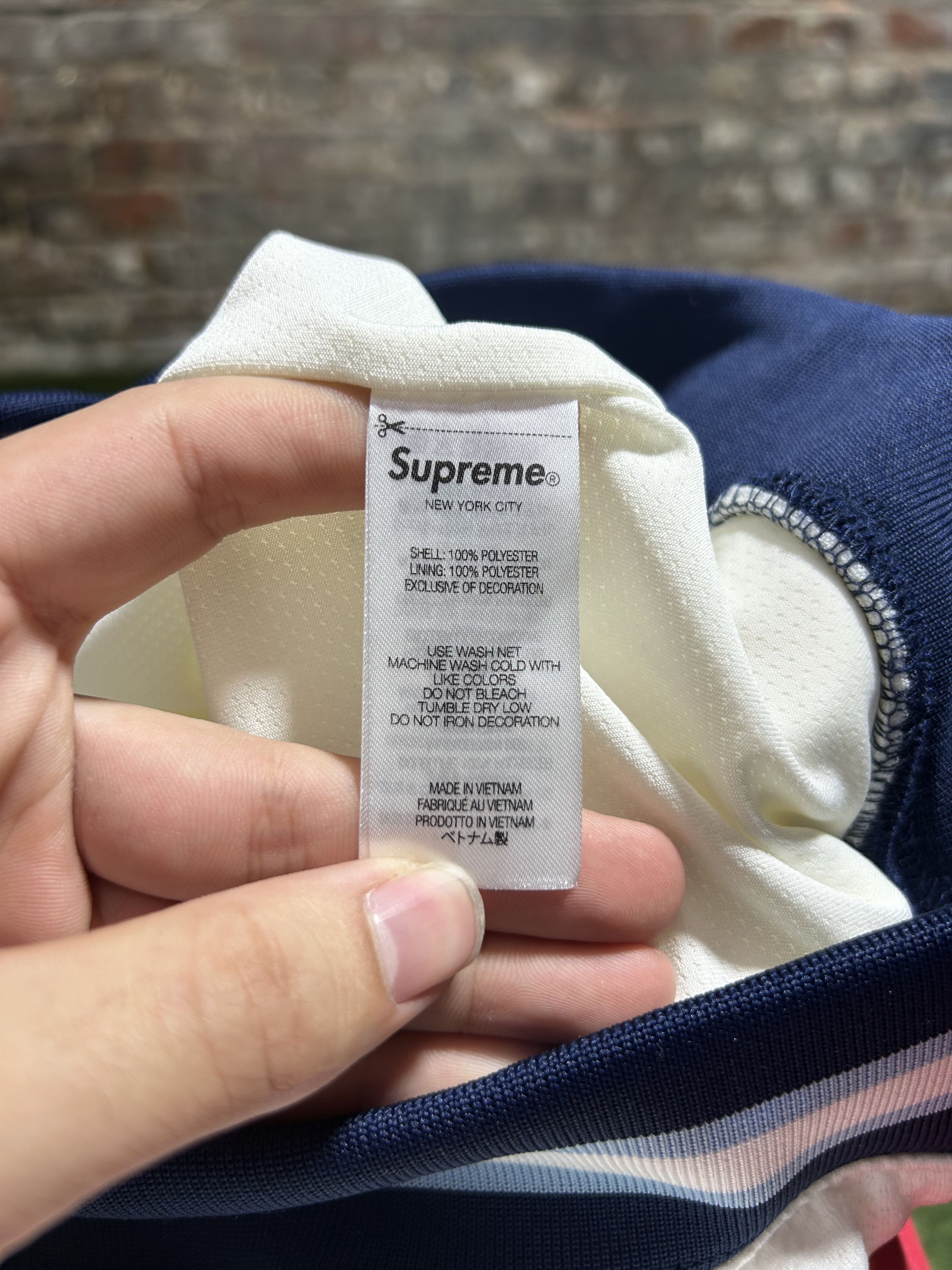 Mitchell & Ness × NCAA × Supreme Supreme x Mitchell & Ness UNC Basketball Shorts Size US 30 / EU 46 - 6 Thumbnail