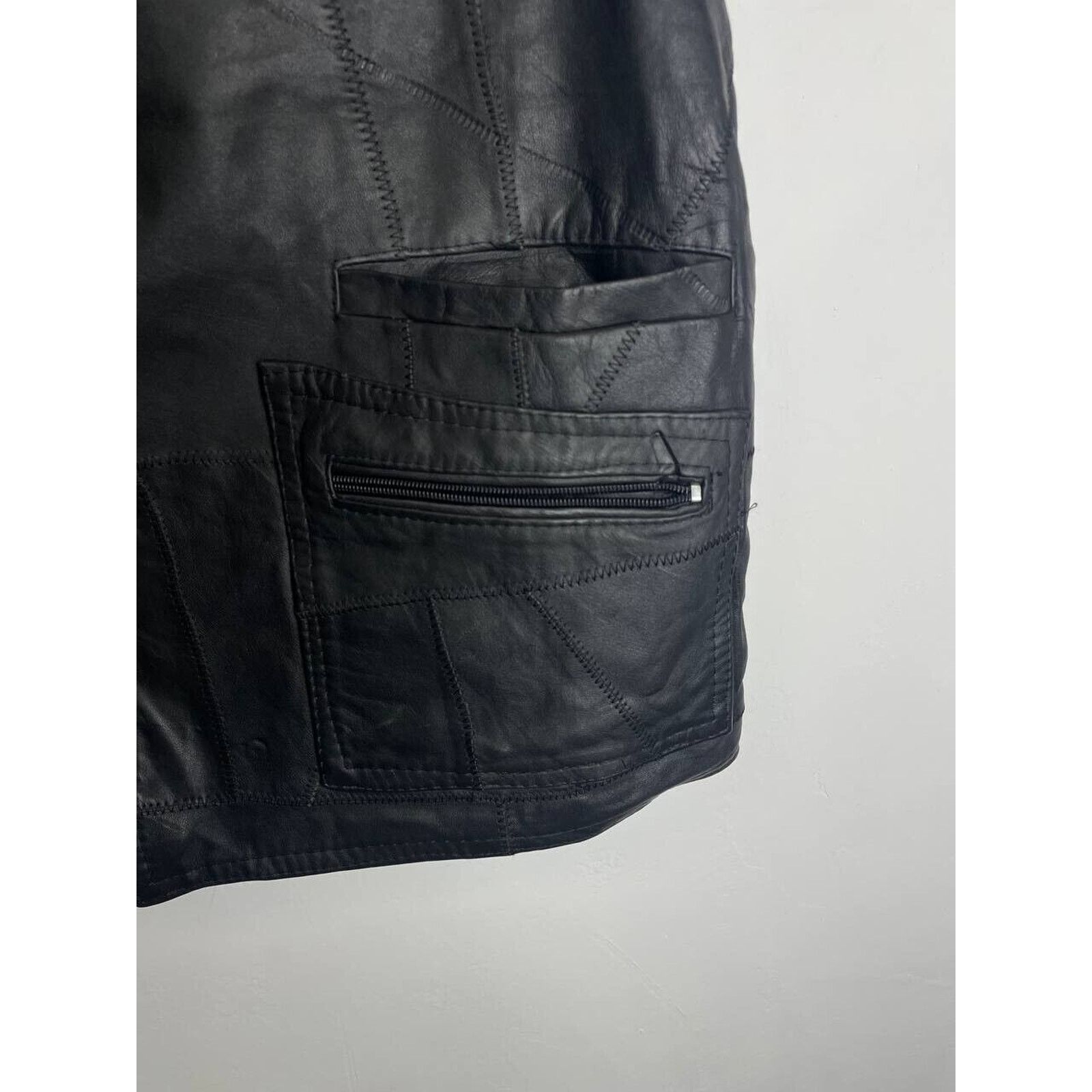 Vintage Vintage Black Leather Patchwork Utility Vest Multi-Pocket Size US XL / EU 56 / 4 - 5 Thumbnail