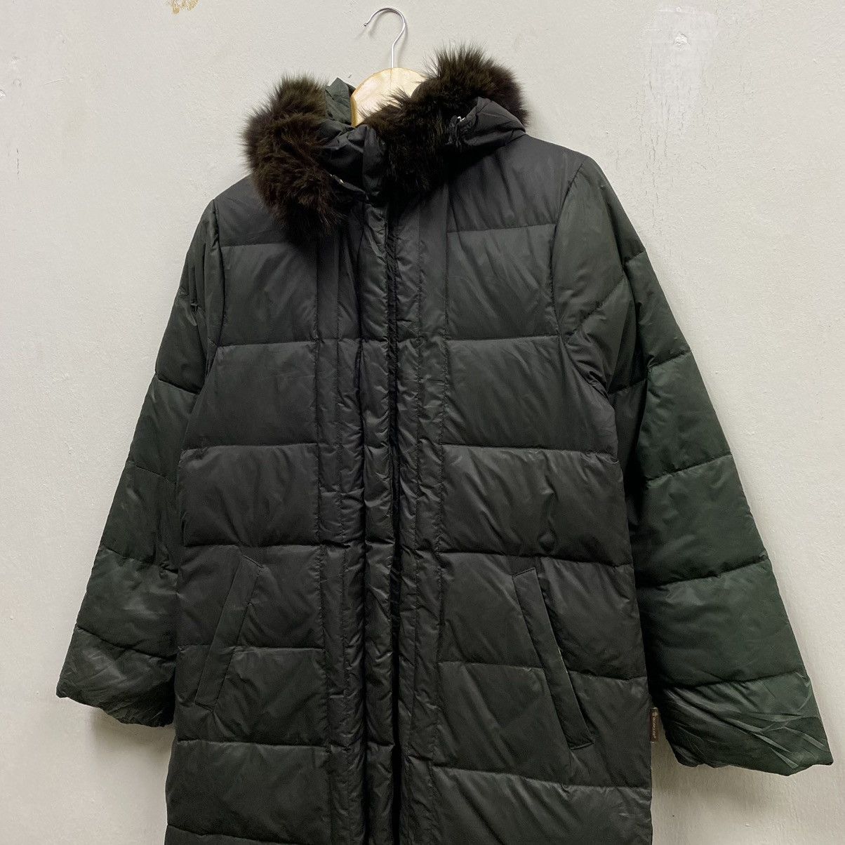 Moncler Moncler vintage black faded long jacket down puffer coat Size US S / EU 44-46 / 1 - 5 Thumbnail