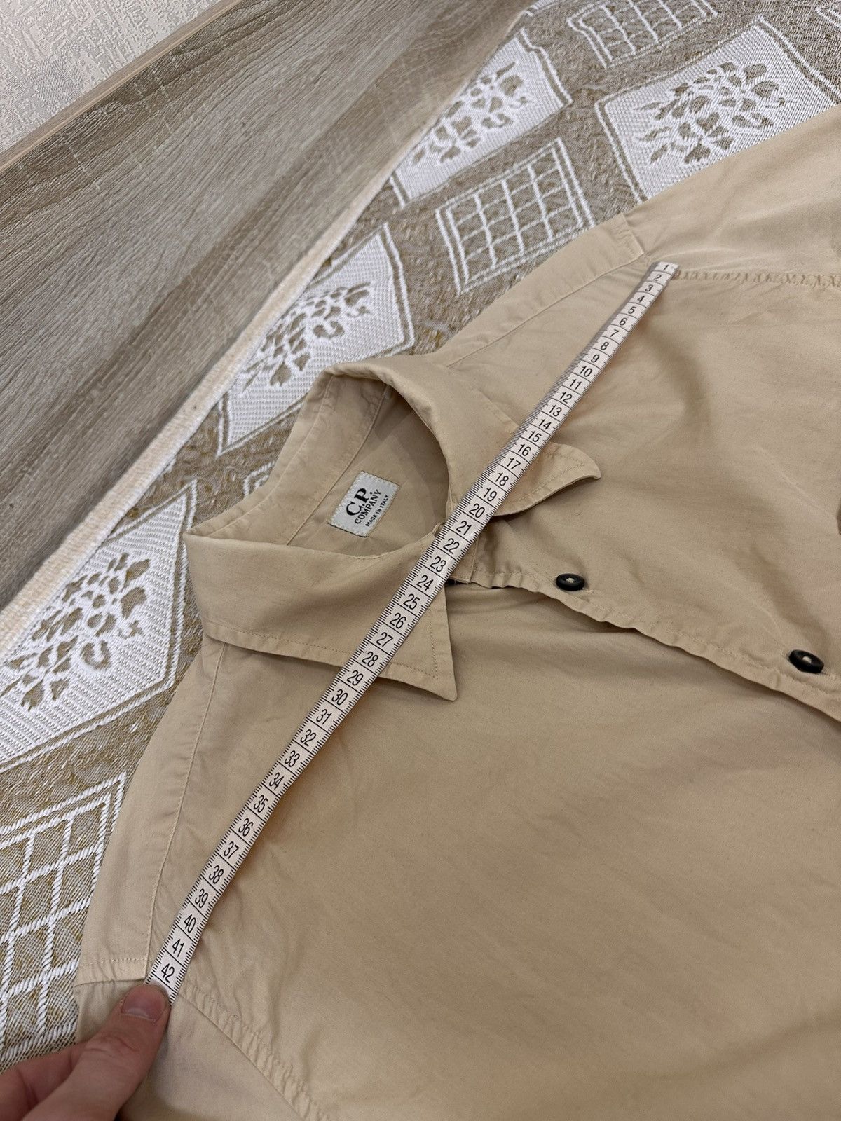 C.P. Company 🔥 90s C.P. Company Button Up Logo Shirt Beige Vintage Size US M / EU 48-50 / 2 - 11 Thumbnail