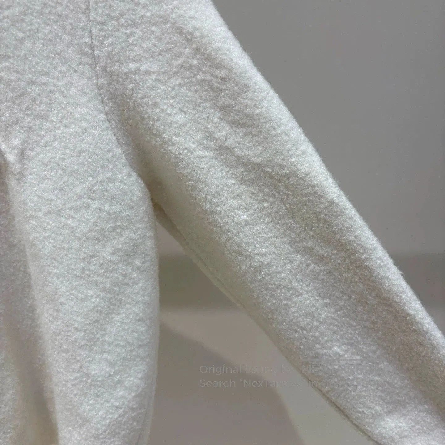 Louis Vuitton Louis Vuitton 25 Beige Logo Cashmere Sweater. Size US M / EU 48-50 / 2 - 4 Thumbnail