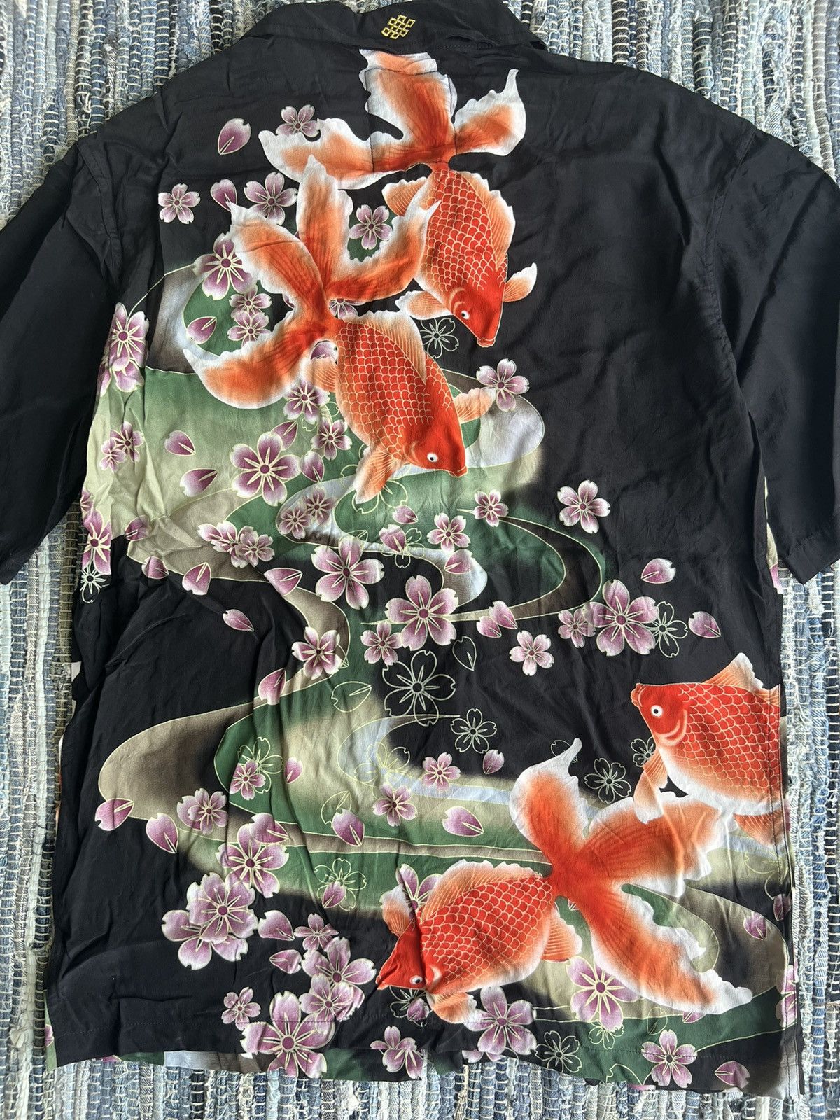 Vintage Karakuri Tamashi Golden Fish Sakura Rayon Crepe Aloha Shirt Size US L / EU 52-54 / 3 - 6 Thumbnail