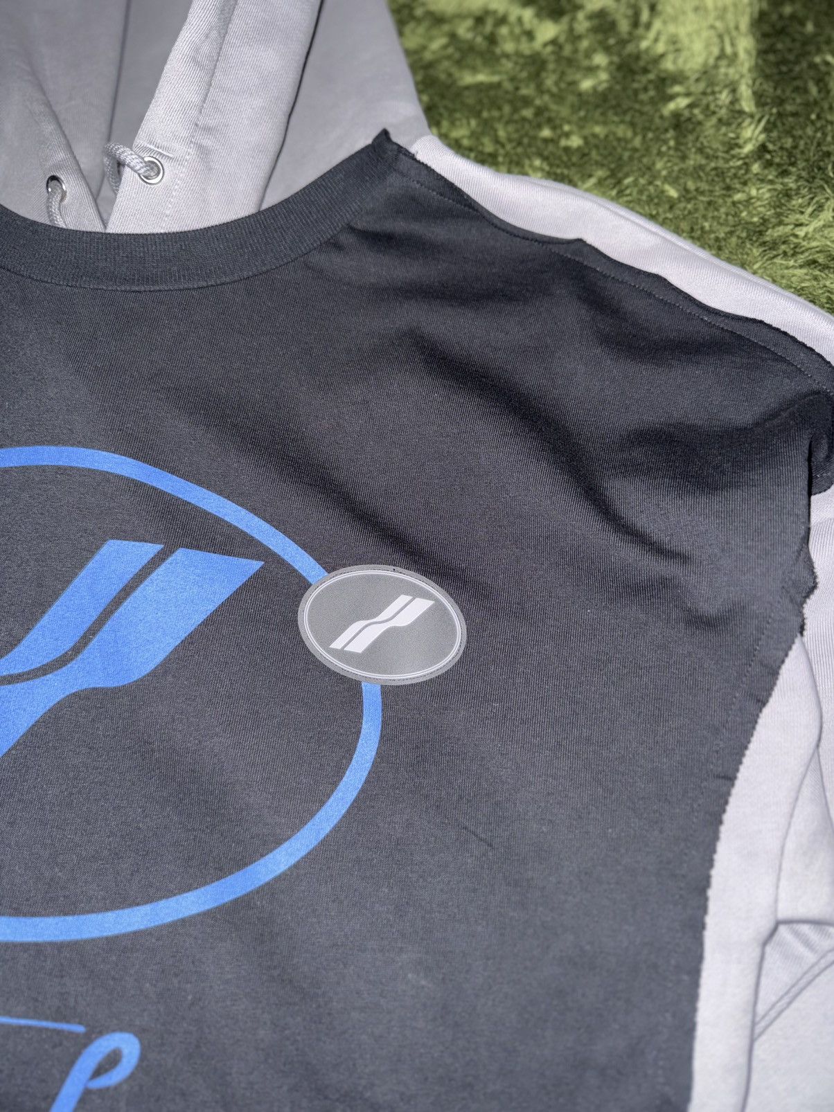WE11DONE [XS] We11done Oversized Overlay Panel Logo Hoodie Size US XS / EU 42 / 0 - 3 Thumbnail