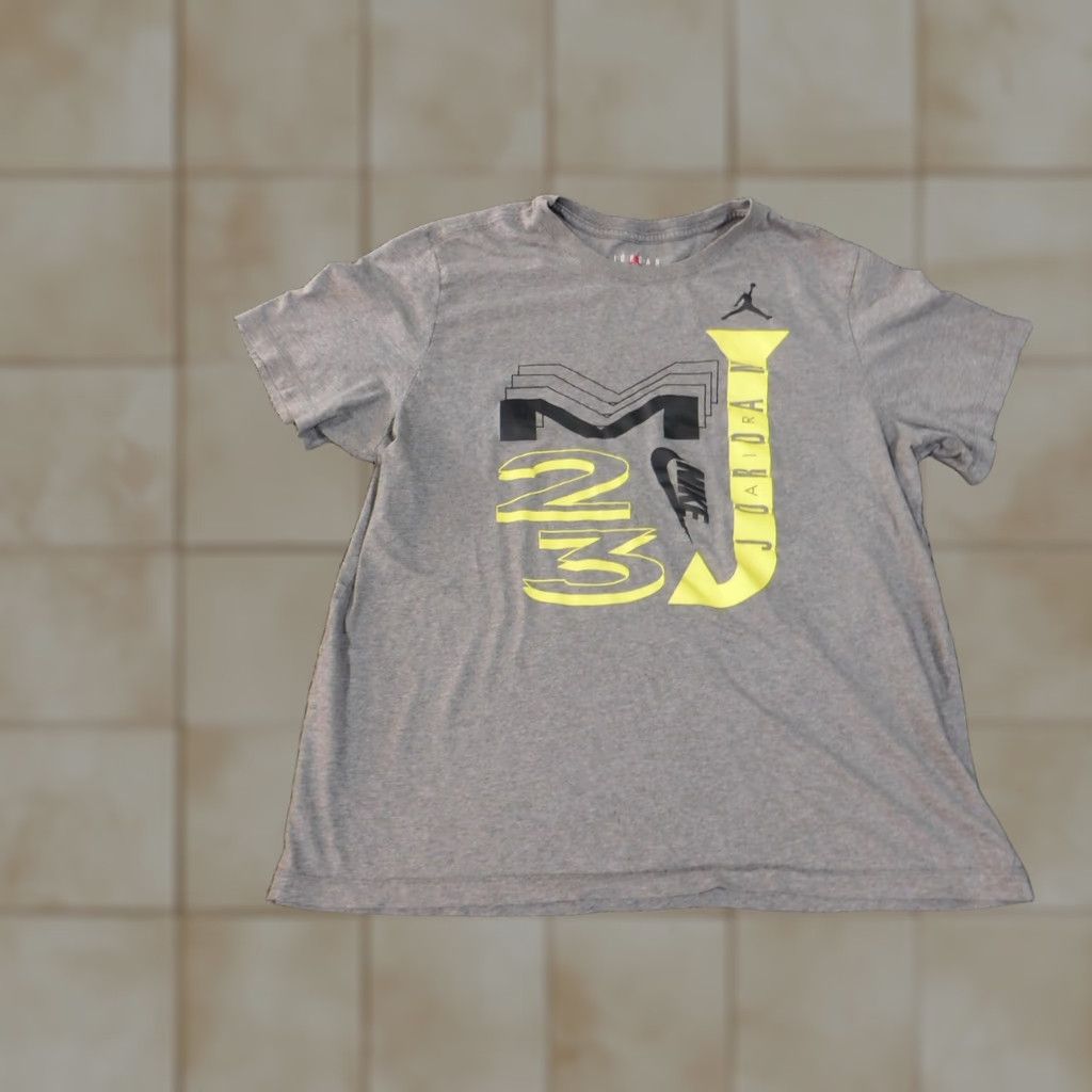 Jordan Brand Nike Jordan Shirt Mens XL Gray Graphic tee MJ Casual Crew Neck Short Sleeve Cotton T-Shirt Logo Classic Breatherable (Breathable) Size US XL / EU 56 / 4 - 1 Thumbnail