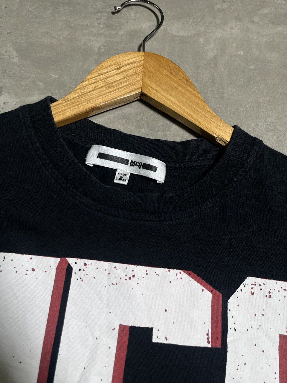 Alexander McQueen Mcq big logo t shirt big Size US S / EU 44-46 / 1 - 3 Thumbnail