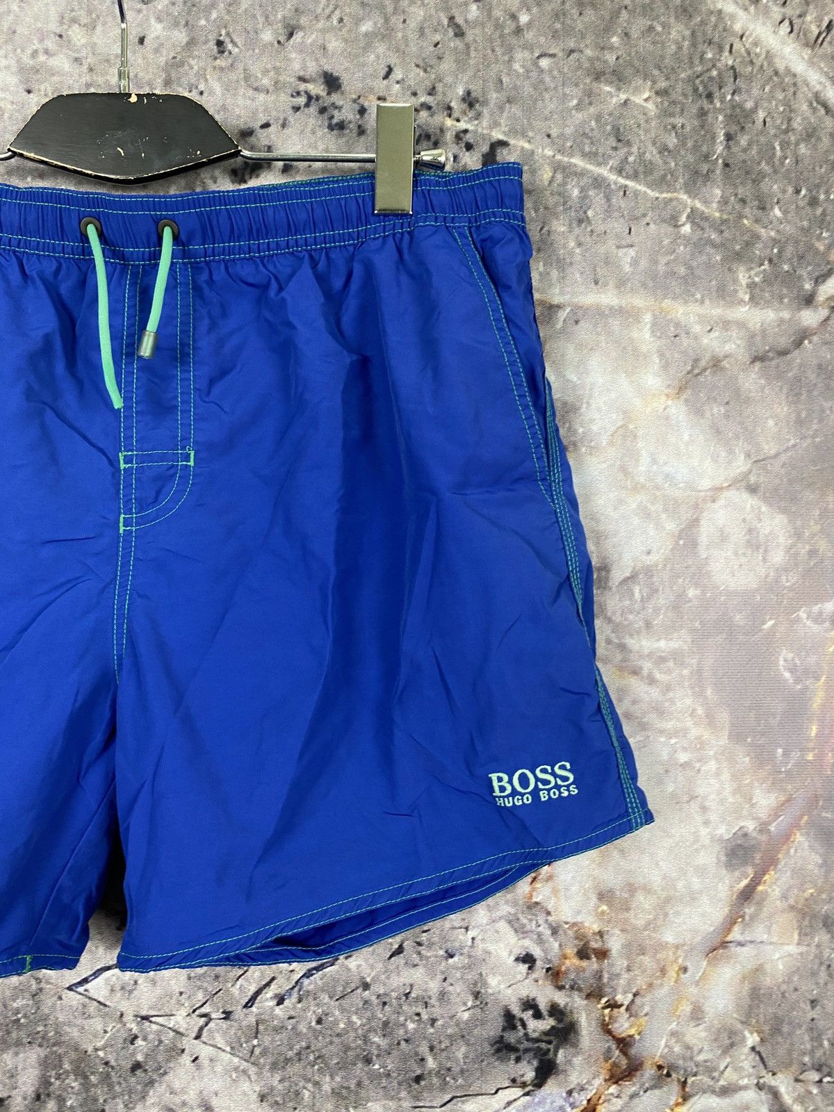 Hugo Boss × Vintage Men’s Hugo Boss Shorts Streetwear Size Large Size US 36 / EU 52 - 3 Thumbnail