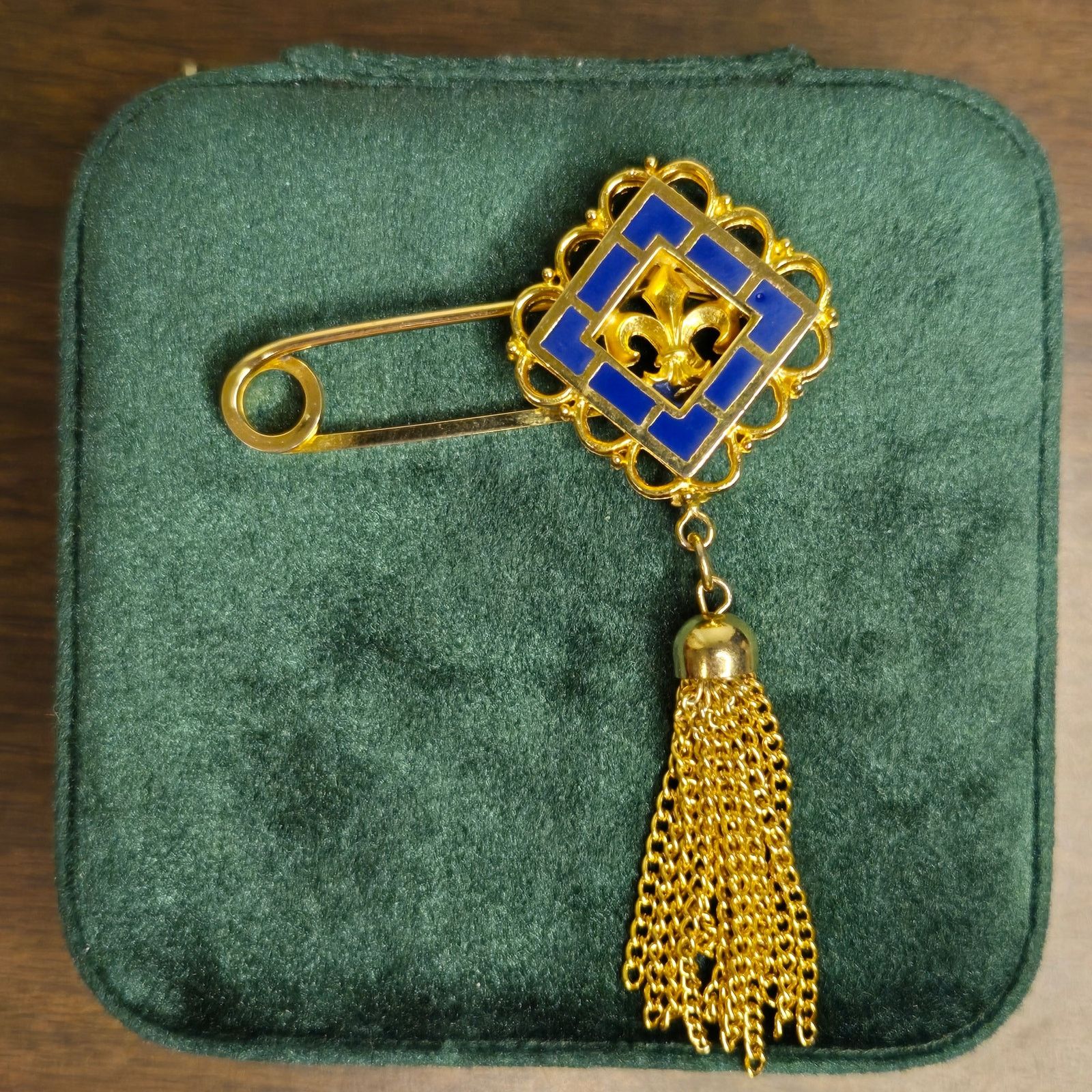 Vintage Vintage Victorian Style Gold Tone Blue Enamel Fleur de Lis Size ONE SIZE - 14 Thumbnail