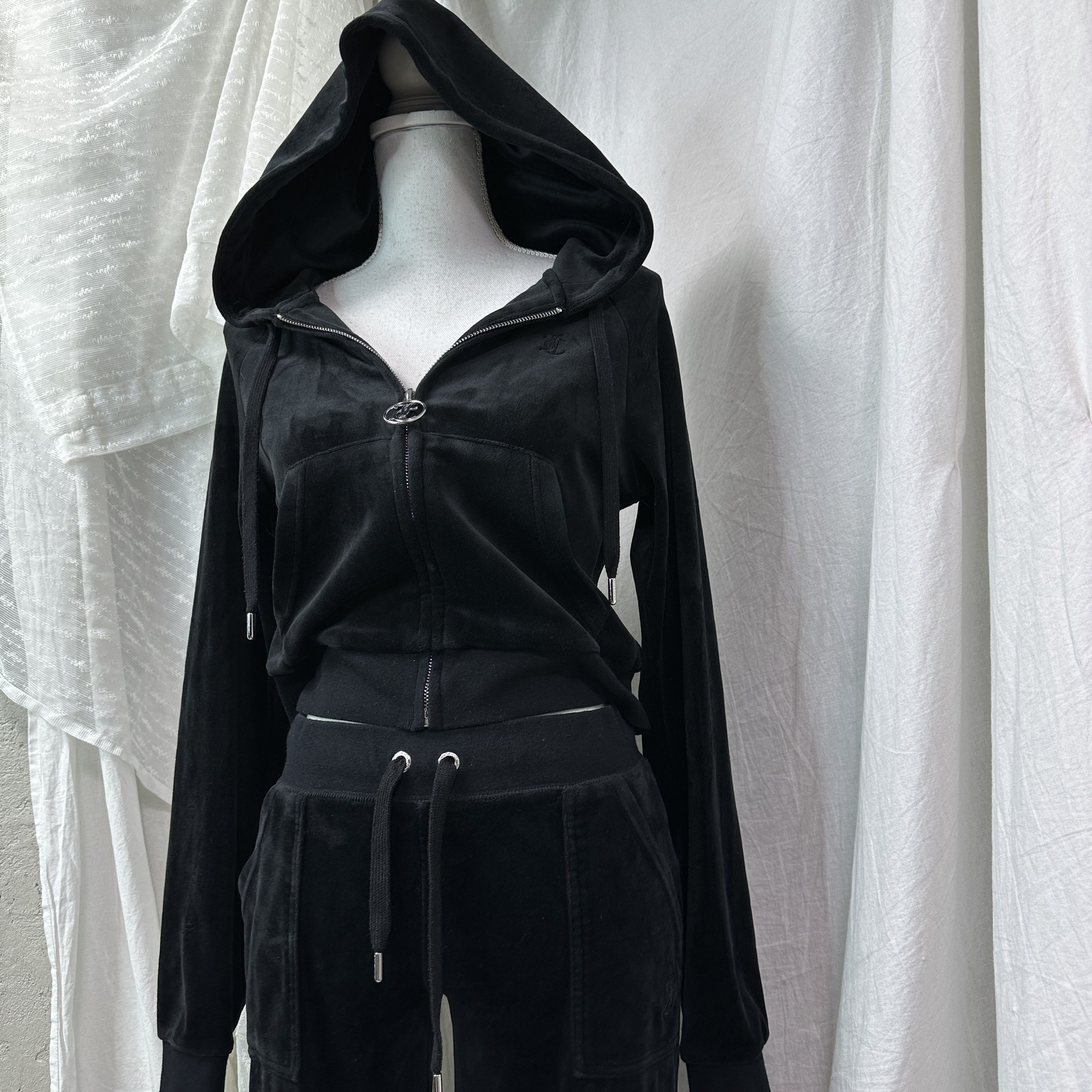 Juicy Couture Vintage Velvet Sporty Juicy Couture Tracksuit Set Y2K Size 25" / US 0 / IT 36 - 11 Thumbnail