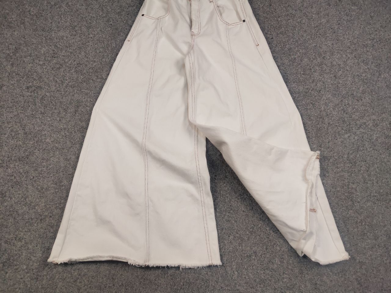 By Malene Birger By Malene Birger Design Wayde White Baggy Wide Leg Jeans Size 28" / US 6 / IT 42 - 11 Thumbnail