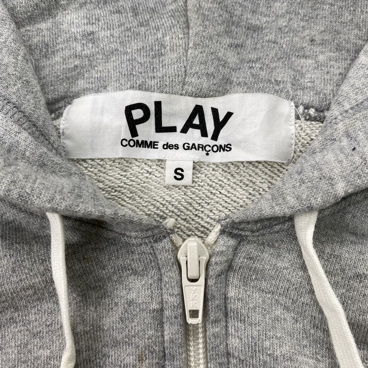 Comme des Garcons PLAY 🇯🇵 Comme Des Garçons Play Red Heart CDG Zip Hoodie Luxury Size US S / EU 44-46 / 1 - 7 Thumbnail