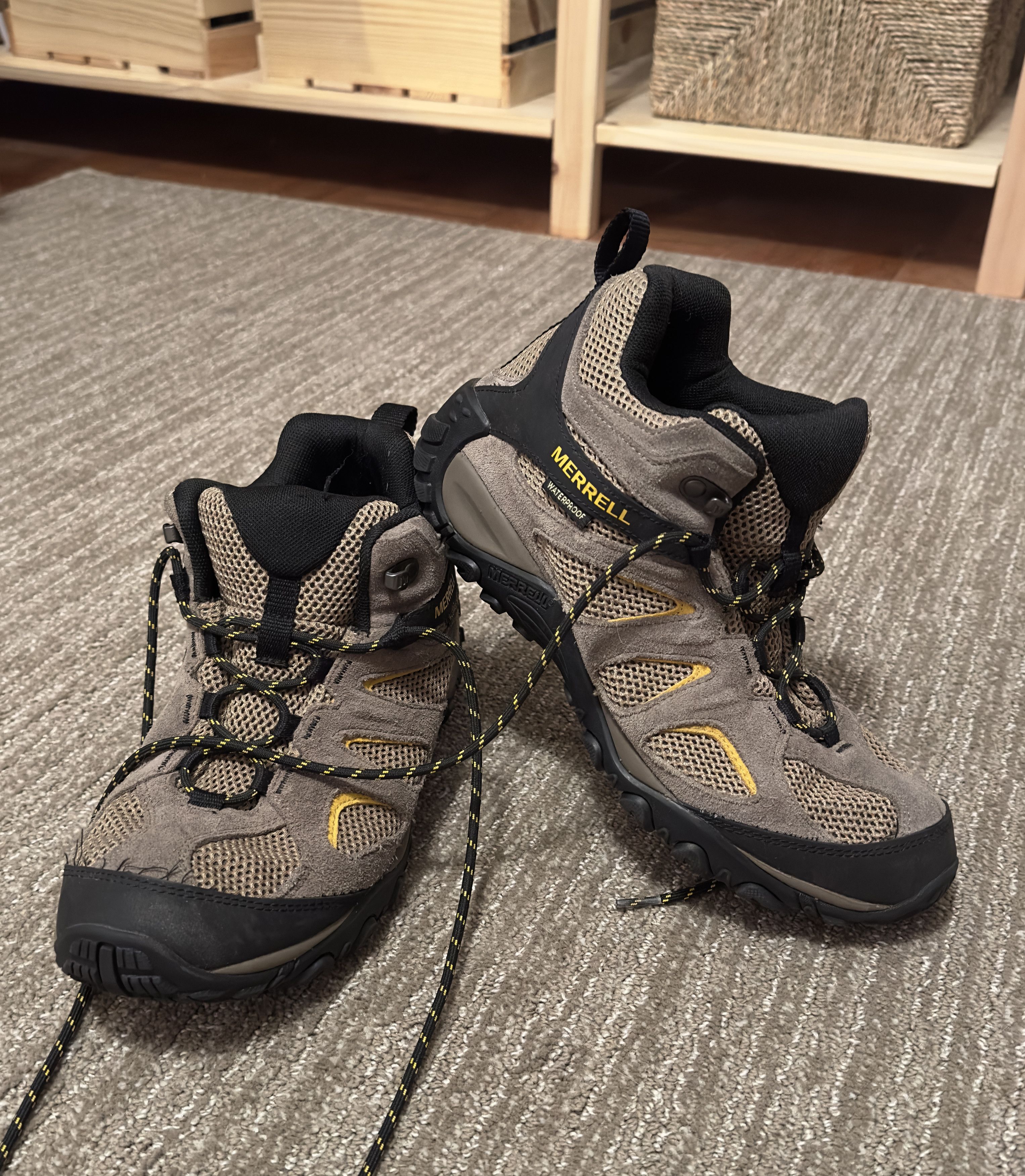 merrell yokota 2 mid