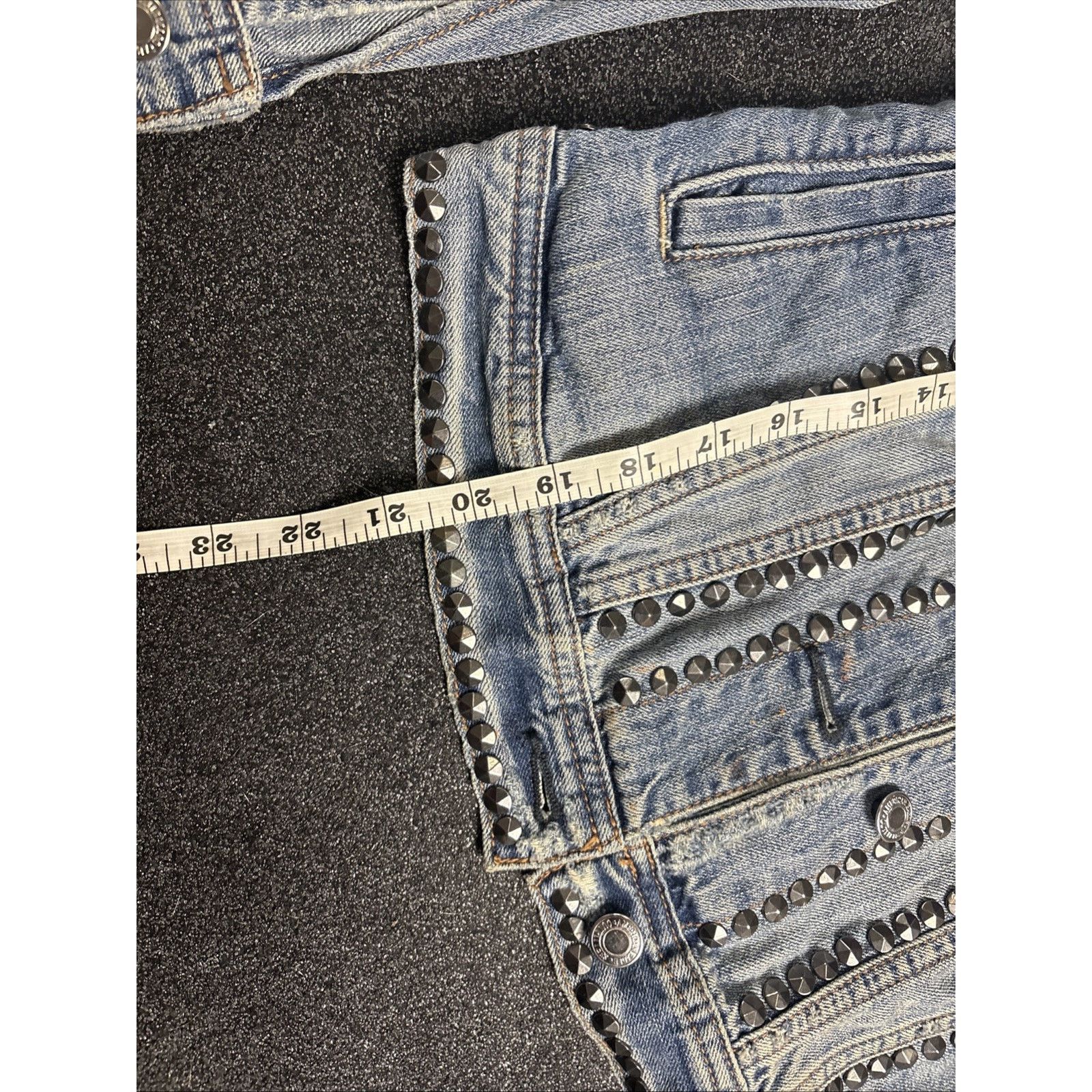 American Eagle Outfitters American eagle Studded jean jacket Size XS Distressed Denim Size S / US 4 / IT 40 - 6 Thumbnail