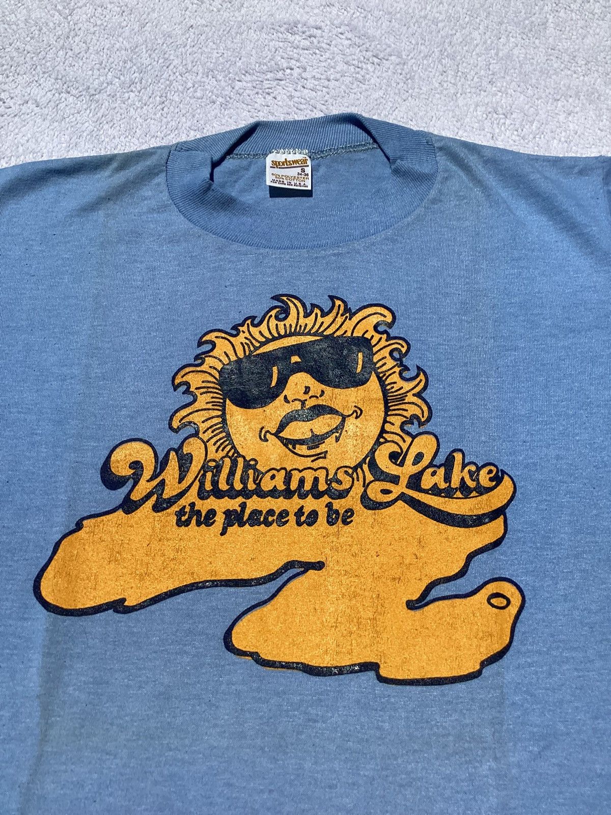 Vintage 80s Williams Lake the place to be true American Vtg USA Tee Size US S / EU 44-46 / 1 - 2 Thumbnail