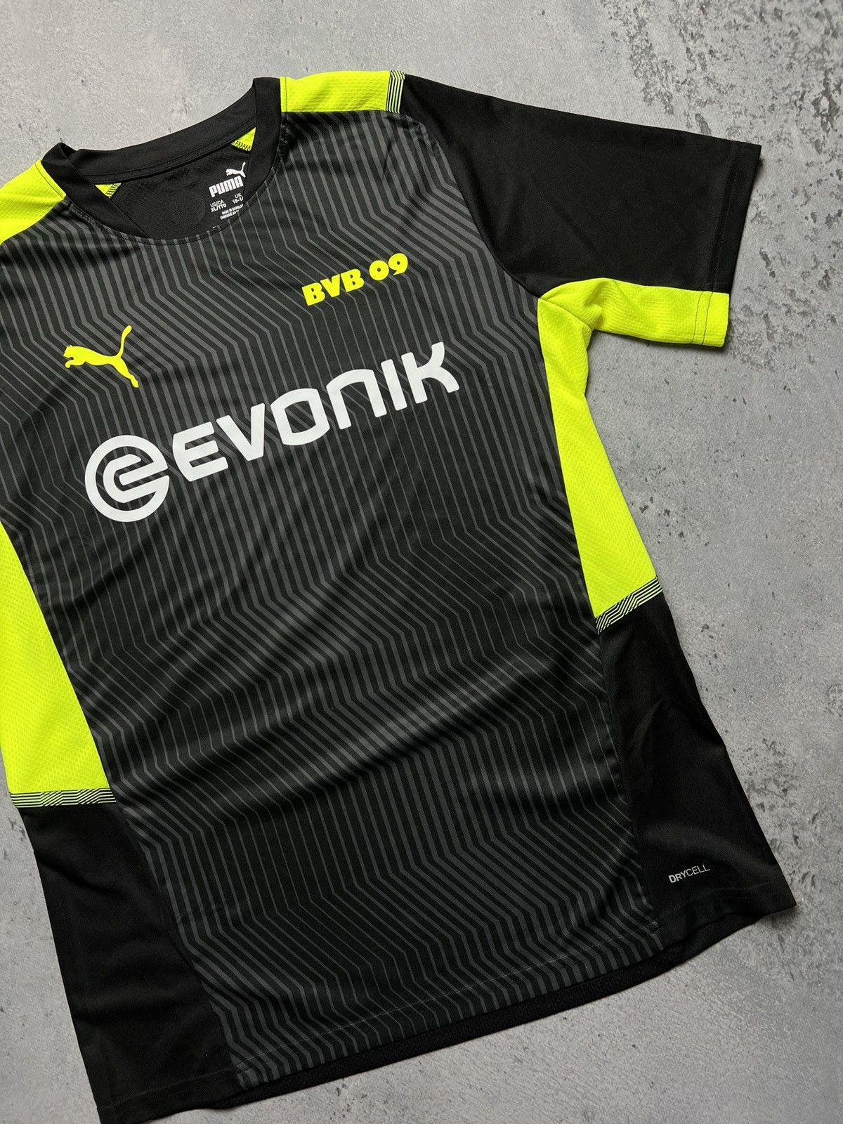 Puma Vintage Puma Borussia Dortmund Football Jersey Tee Black Size US S / EU 44-46 / 1 - 3 Thumbnail