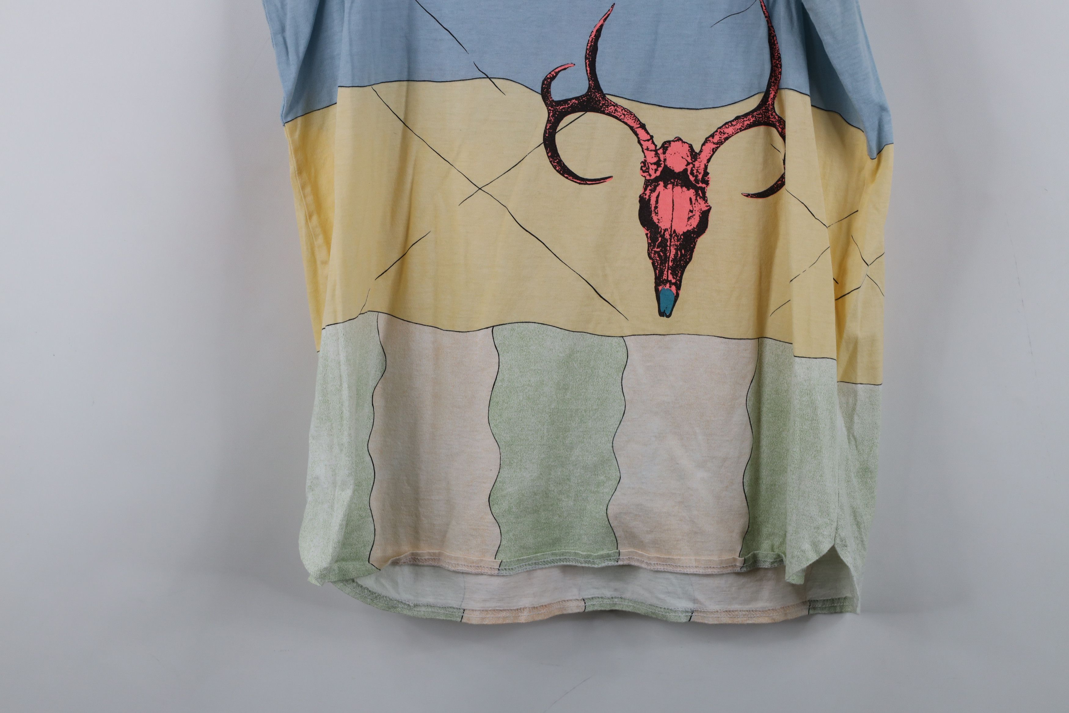 Vintage Vintage 90s Streetwear Art Antler Skull Tank Top T-Shirt Size L / US 10 / IT 46 - 14 Thumbnail