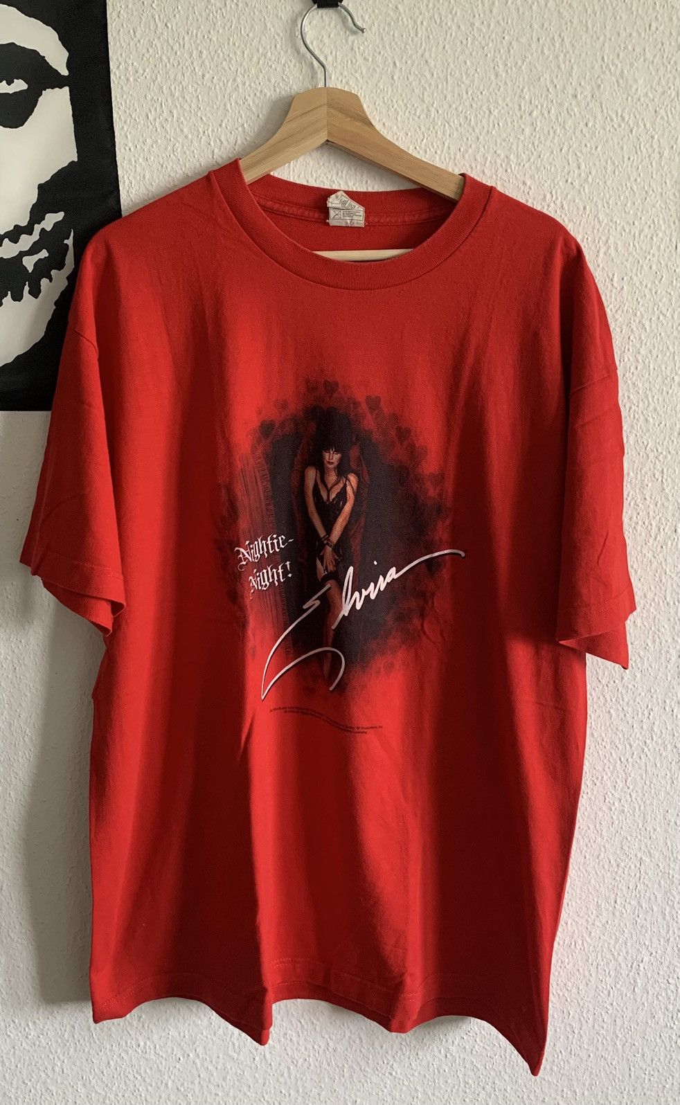 Band Tees × Expert Horror × Vintage Vintage Y2K Elvira Horror Movie Fun Shirt Tee XL Size US XL / EU 56 / 4 - 1 Thumbnail