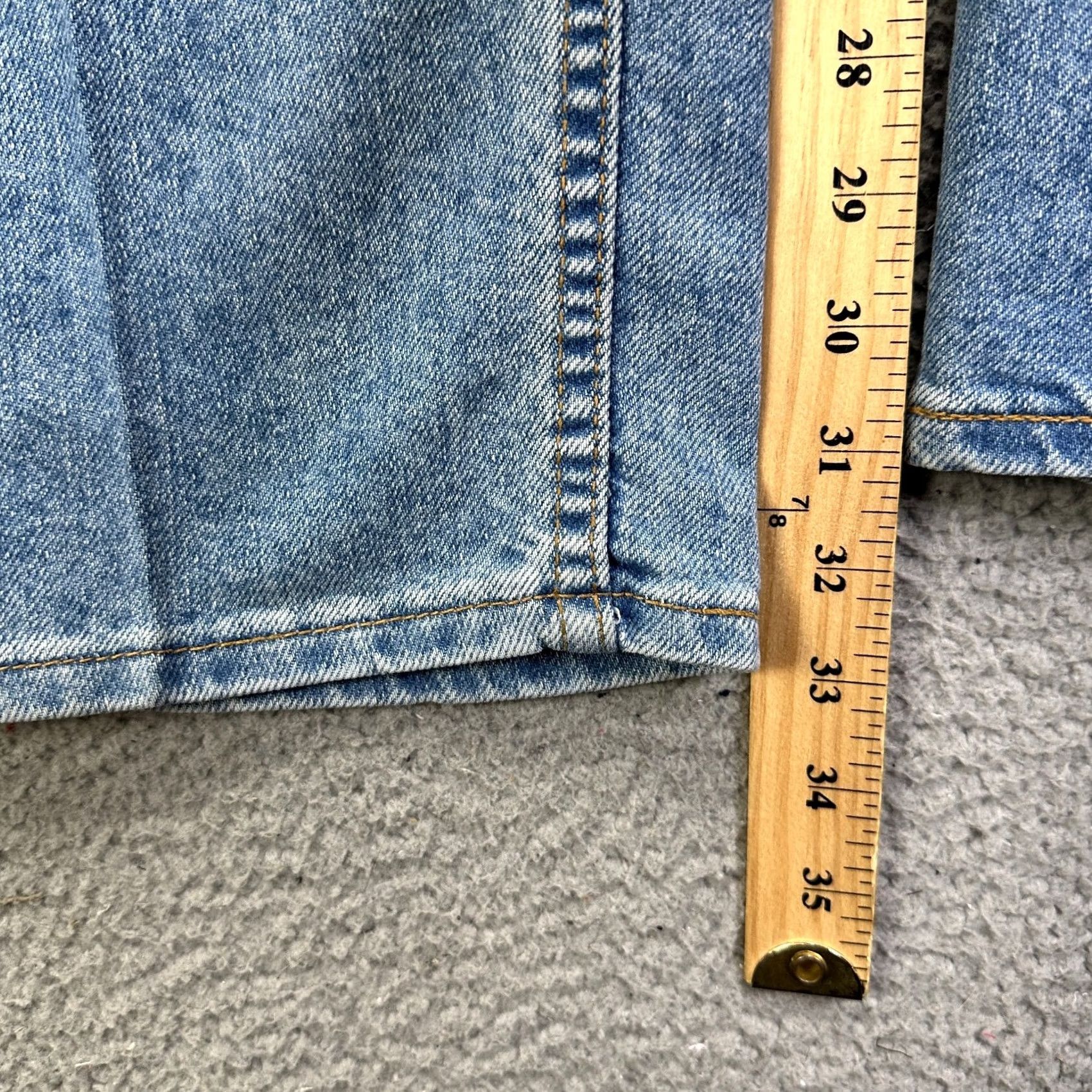 Levi's VINTAGE Levi's 540 Jeans Mens 40X32 Blue Relaxed Straight Fit Orange Tab USA Made Jeans Mens 40X32 Blue Relaxed Straight Orange Tab USA Made Size US 40 / EU 56 - 7 Thumbnail