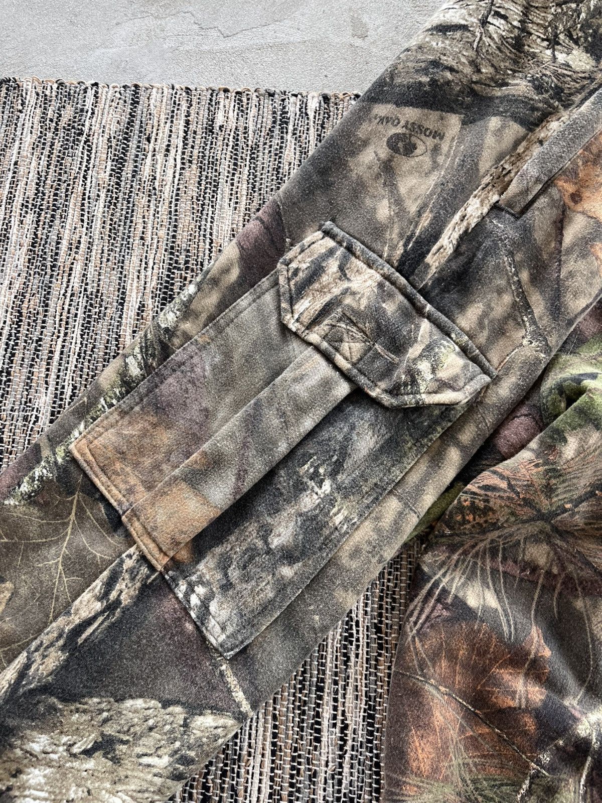 Carhartt Vintage Real Three Carhartt style Cargo Baggy Fit Sweatpants Size US 40 / EU 56 - 12 Thumbnail