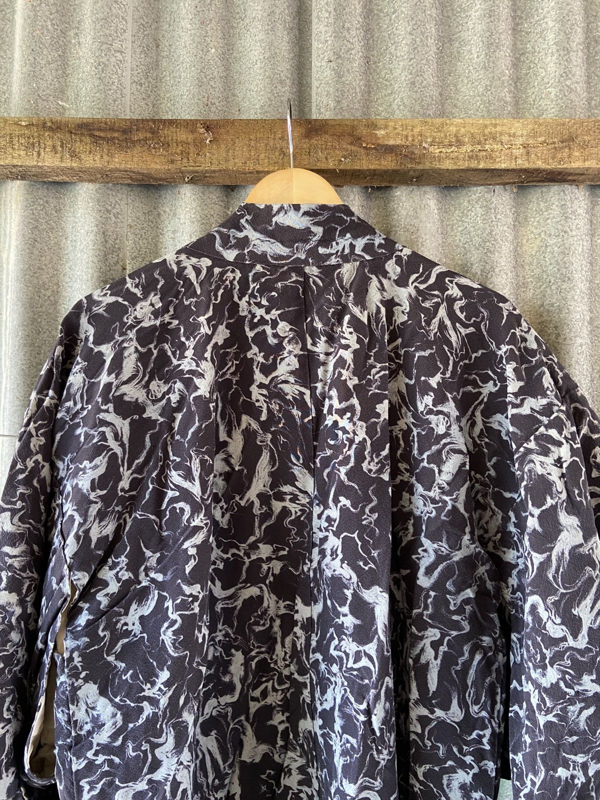Komono monochrome abstract marble print or smoky camo pattern Size US M / EU 48-50 / 2 - 6 Thumbnail