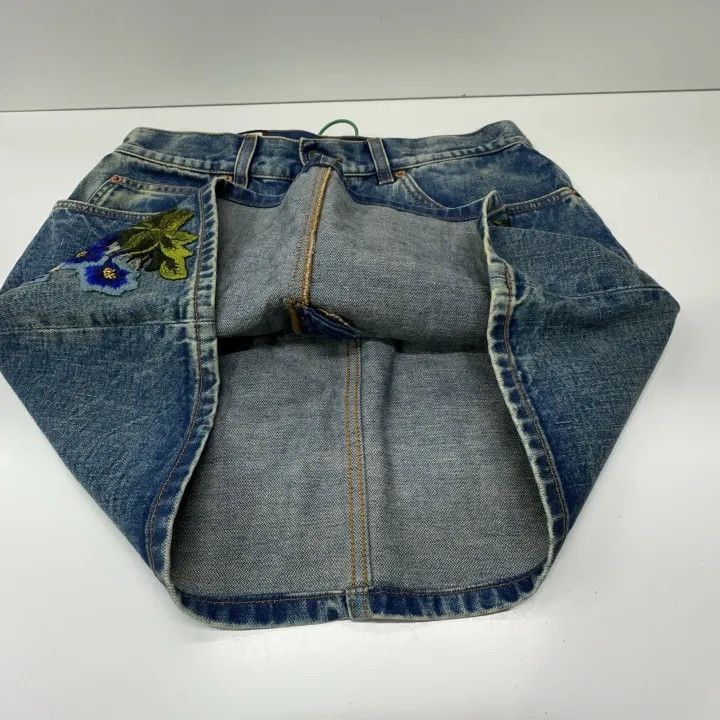 Gucci Gucci Floral Rabbit Embroidered Denim Skirt-2507 Size 35" - 4 Thumbnail
