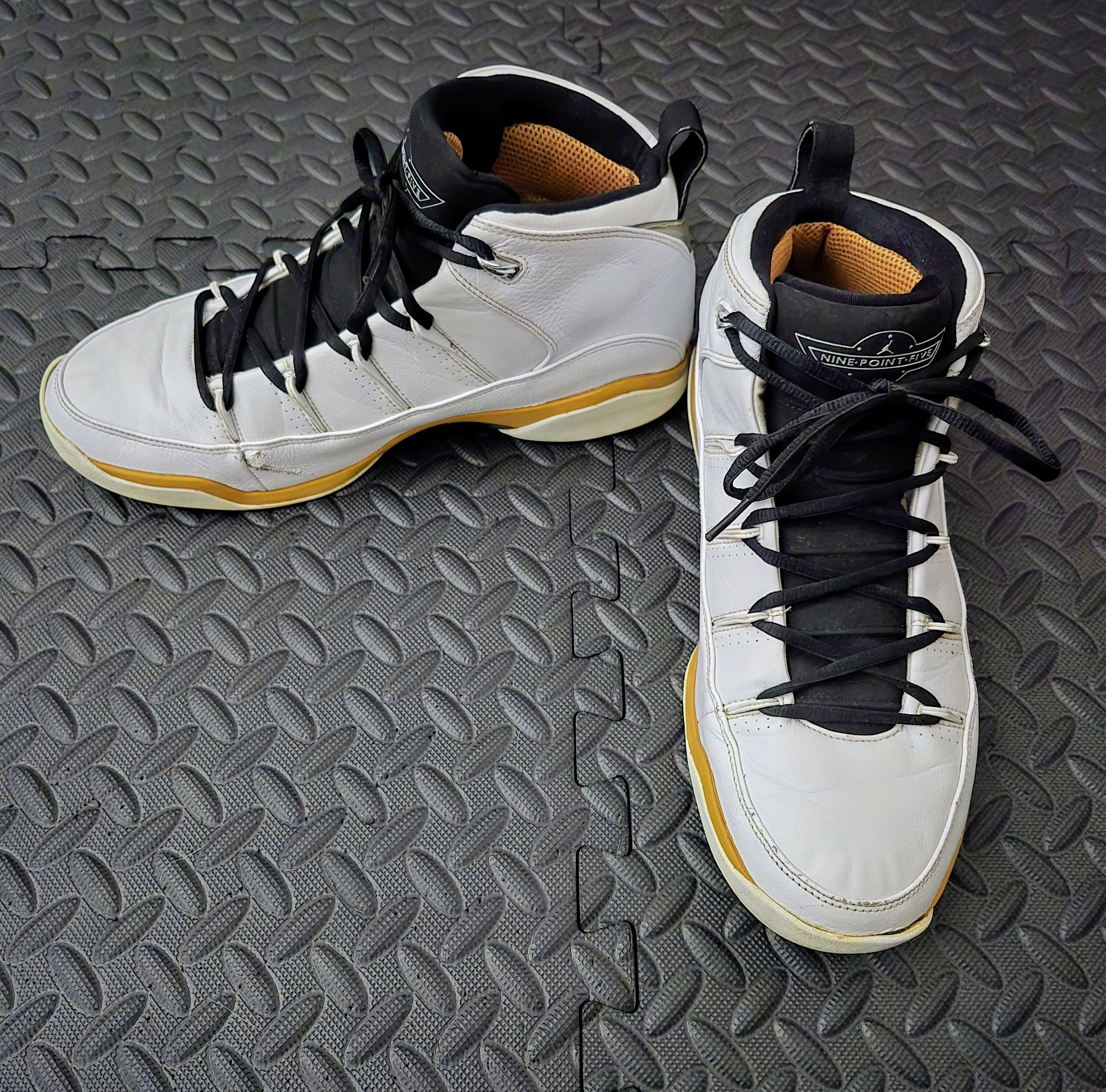 Jordan Brand Size 12M - Jordan 9.5 Team 'White Miners Gold' (314308-111) Size US 12 / EU 45 - 1 Thumbnail