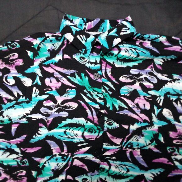 Vintage Vintage 90s California Krush Fish Hawaiian Shirt Size US L / EU 52-54 / 3 - 1 Thumbnail