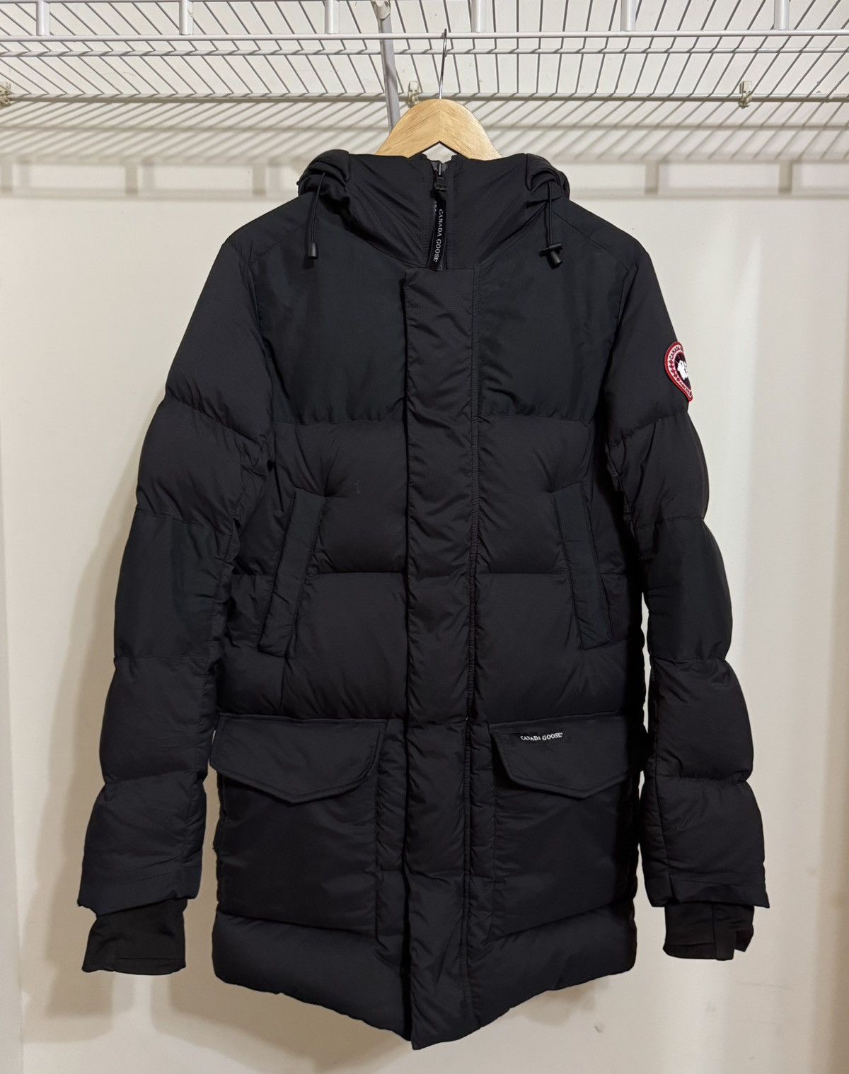 Canada Goose Armstrong 750 Fill Power Down Jacket Size US XS / EU 42 / 0 - 1 Thumbnail