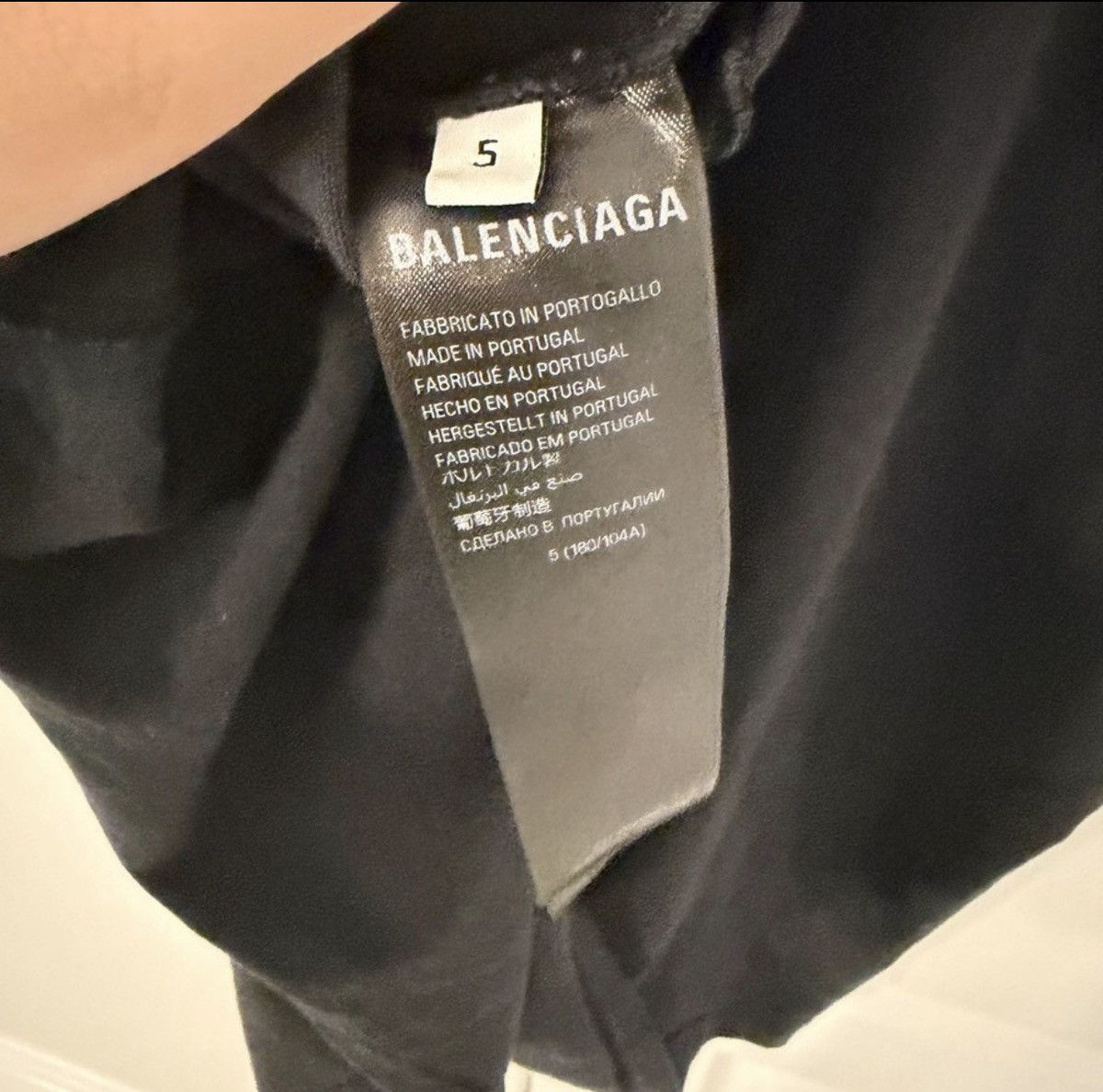 Balenciaga BALENCIAGA Key Crest Oversized T-shirt Black Size 5 (XXL) Size US XXL / EU 58 / 5 - 4 Thumbnail